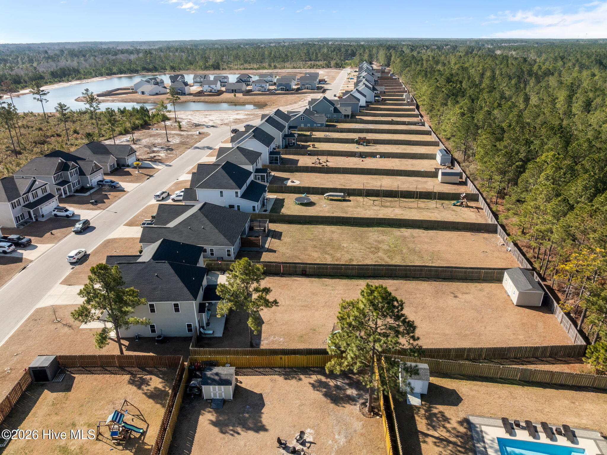 100554000 | Photo 58