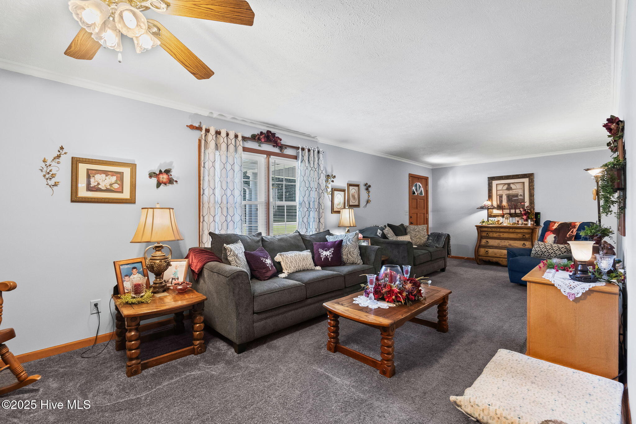 100532446 | Photo 12