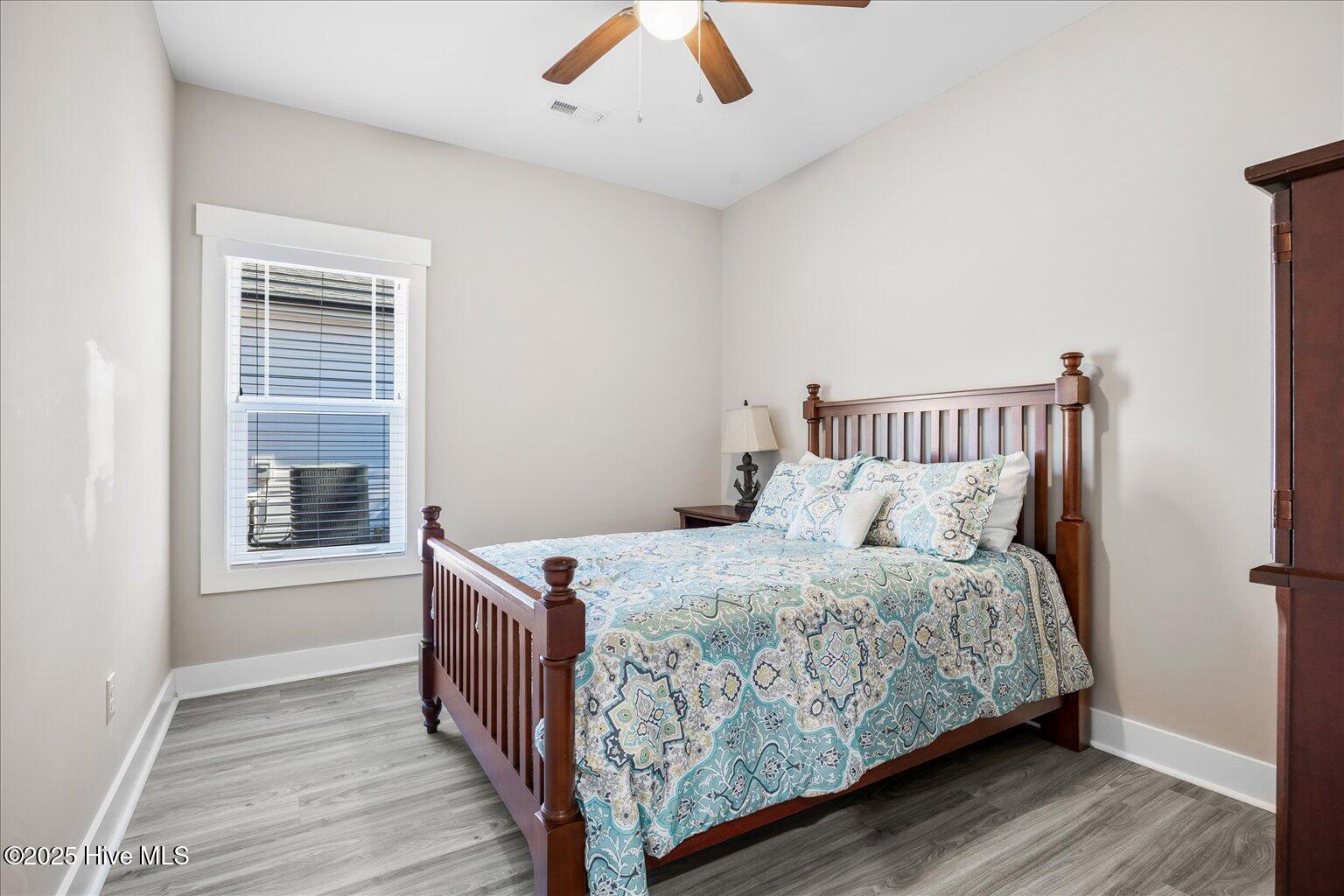 100528541 | Photo 17