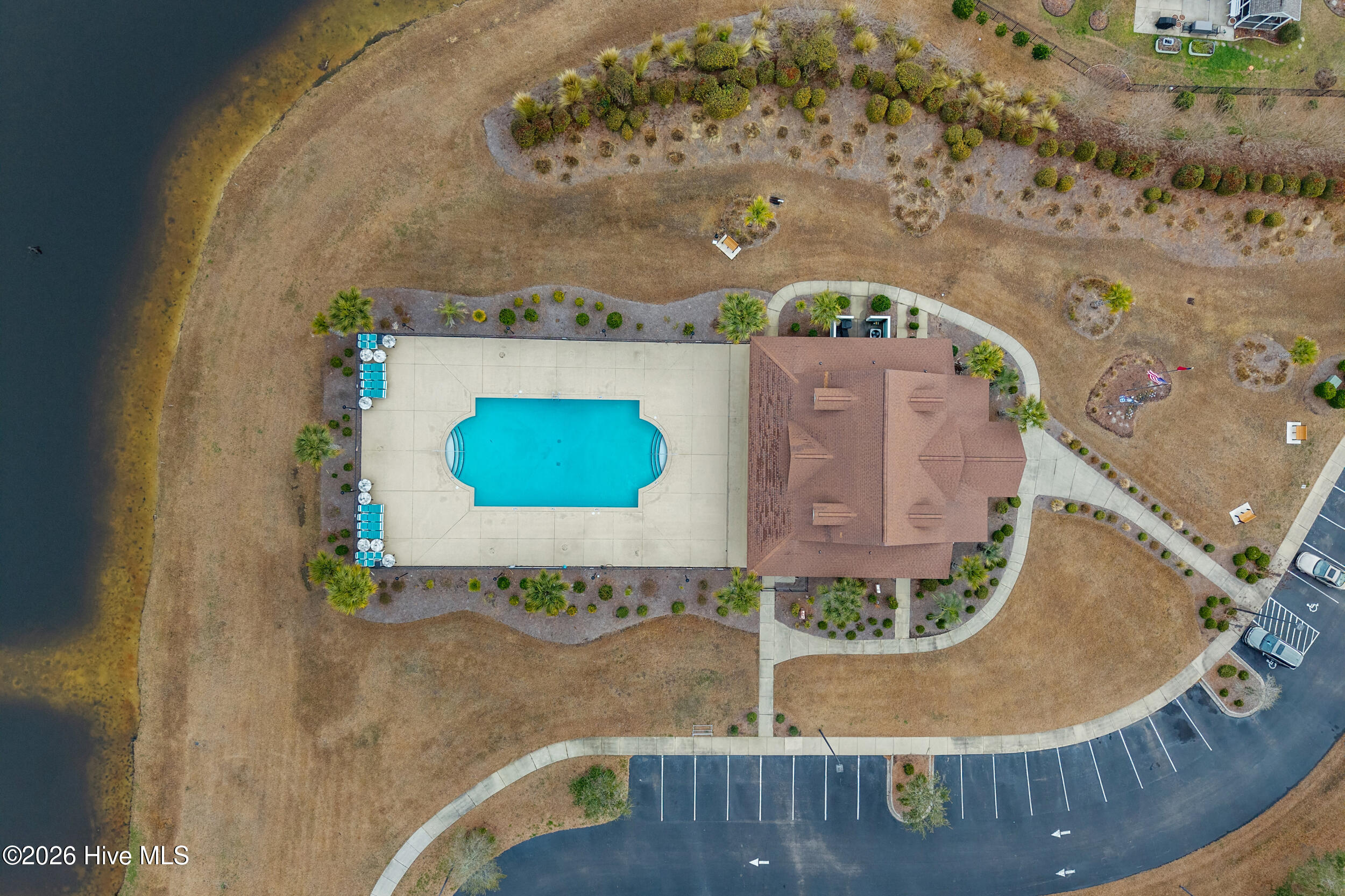 100554987 | Photo 50