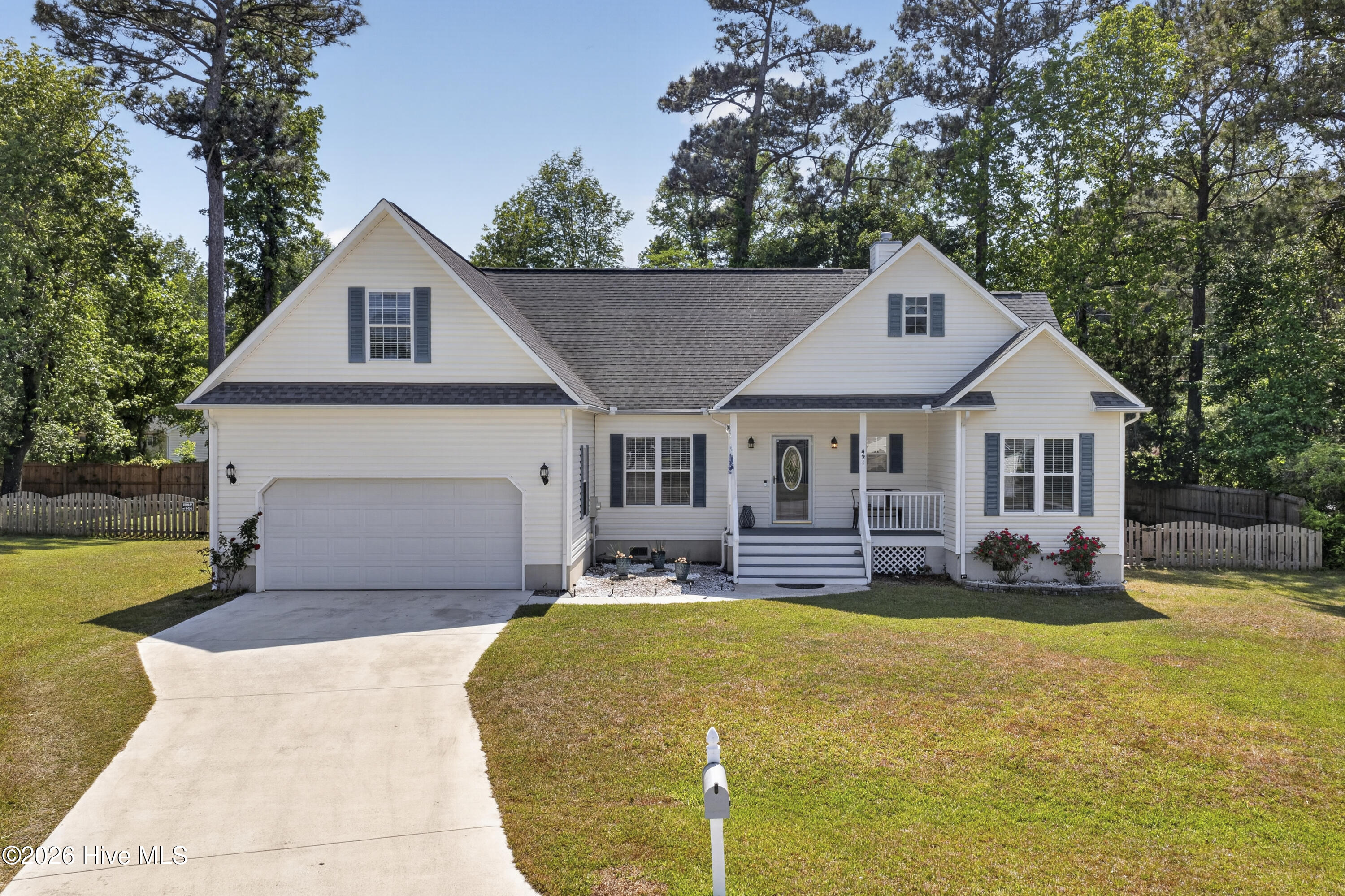 100570330 | Photo 43