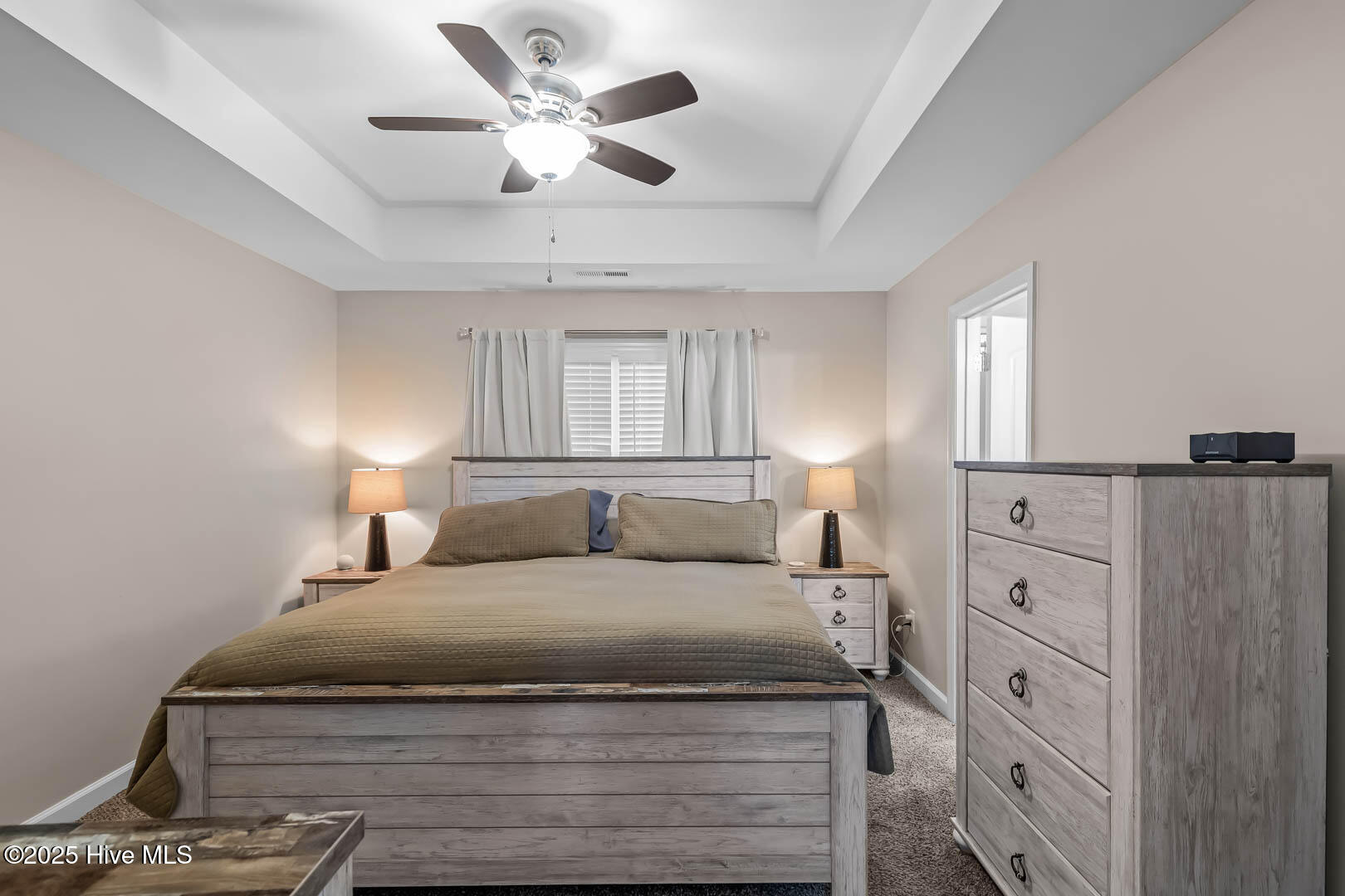 100541286 | Photo 20