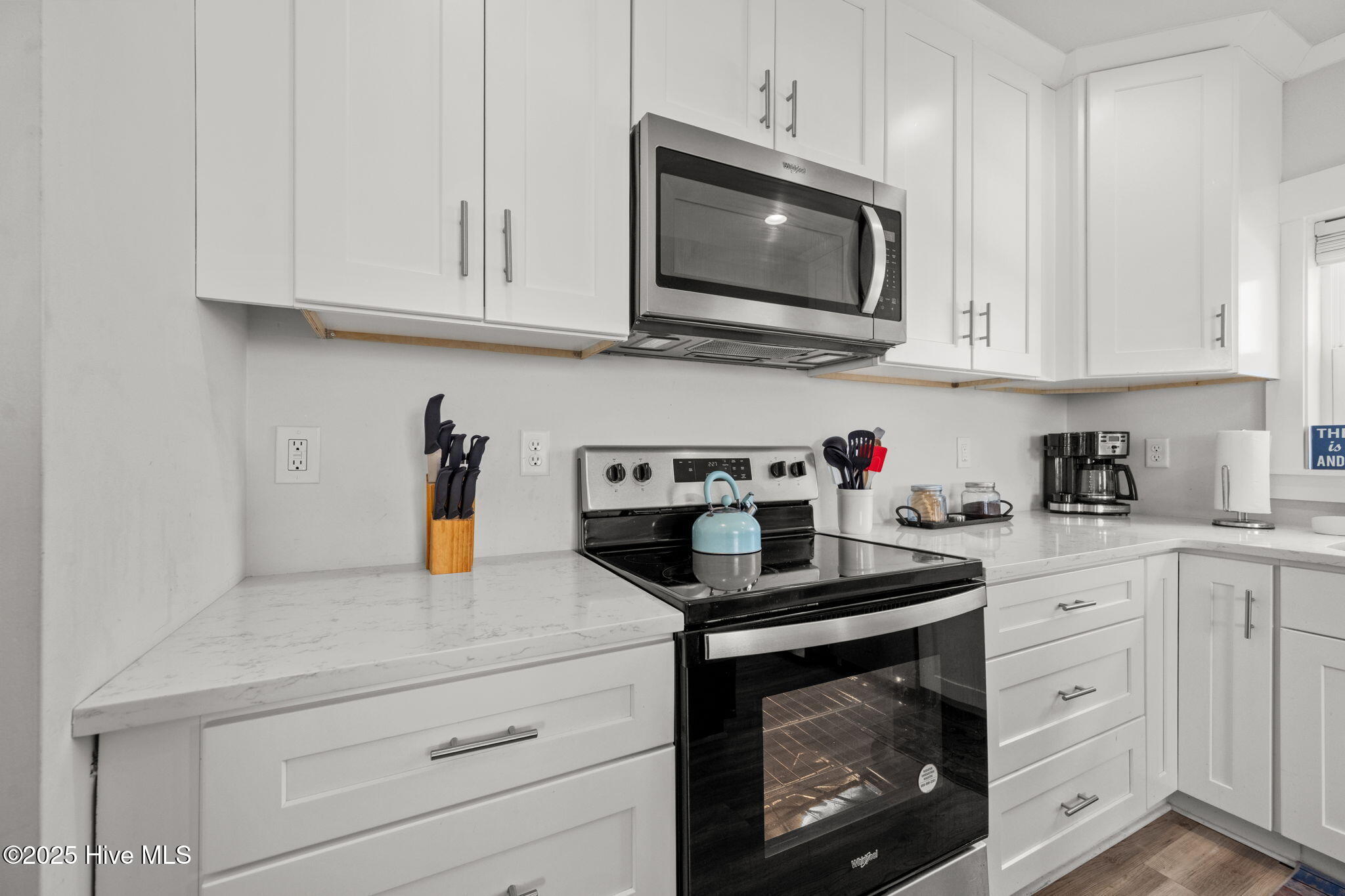 100522252 | Photo 13