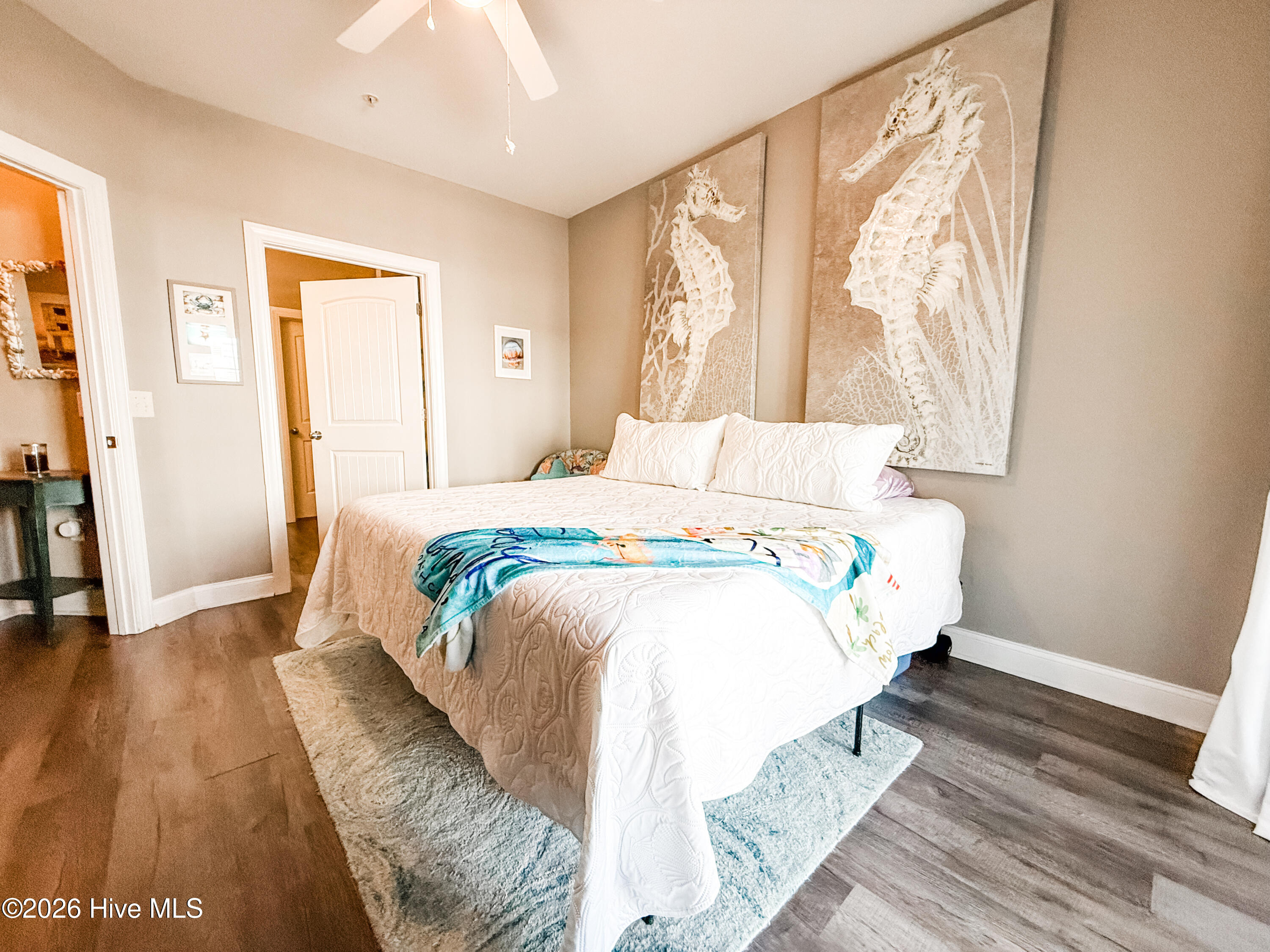 100554593 | Photo 22