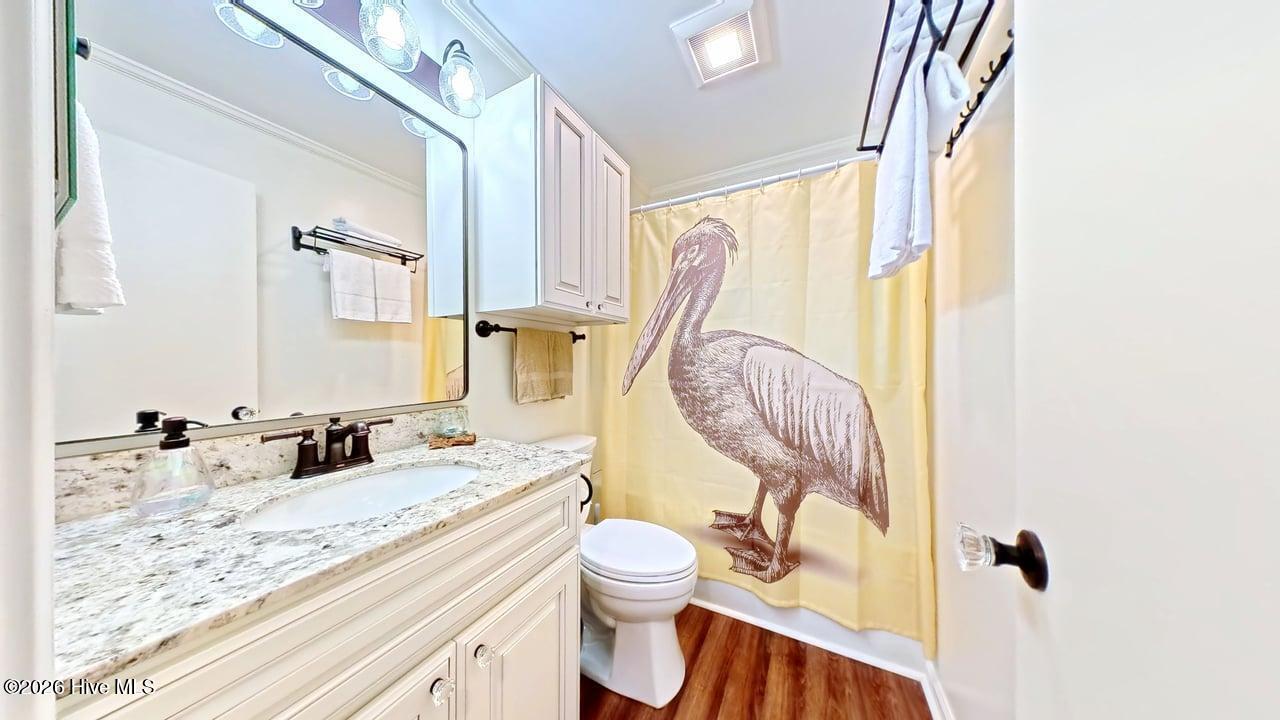 100570036 | Photo 20