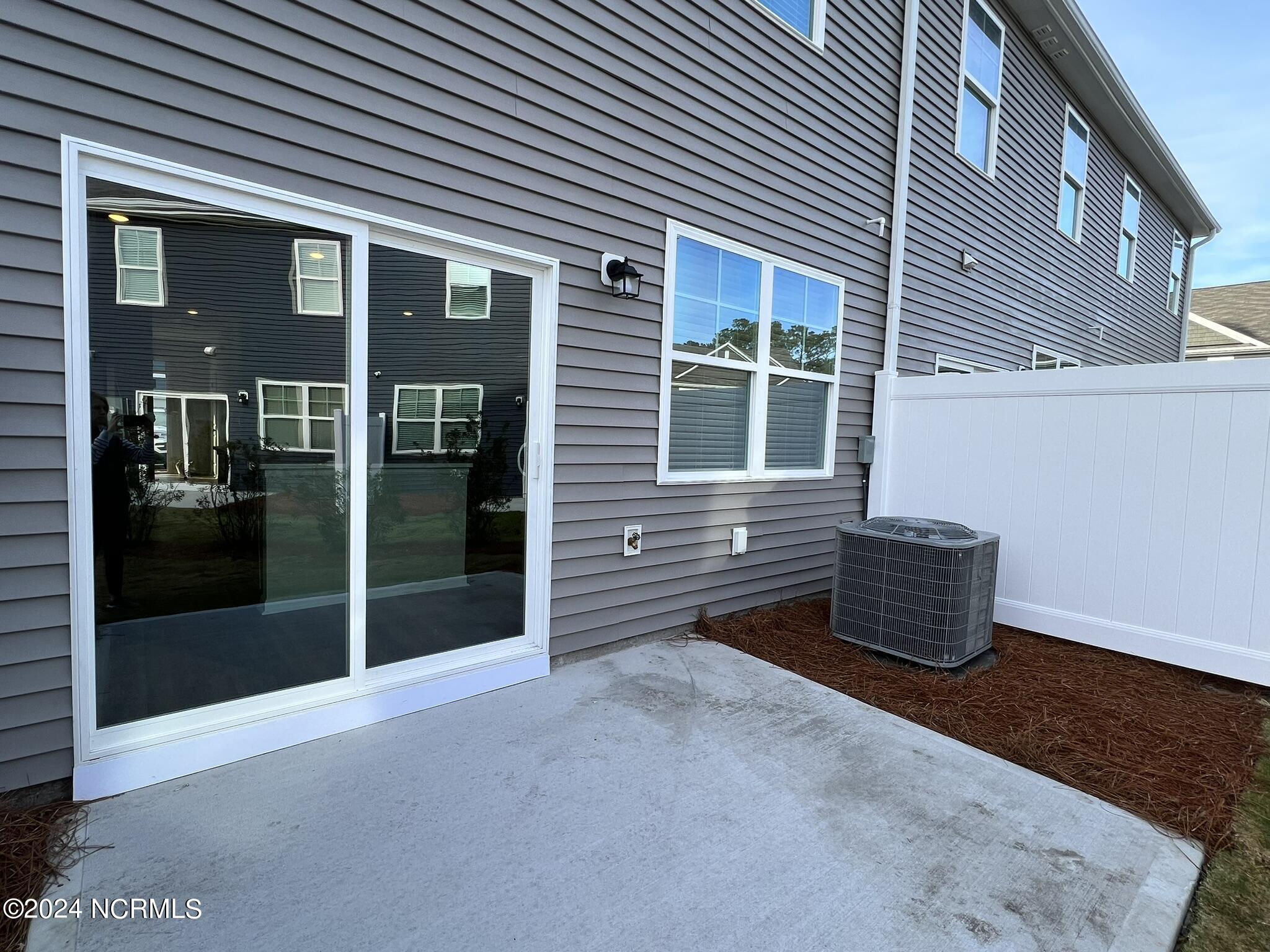 100539550 | Photo 17