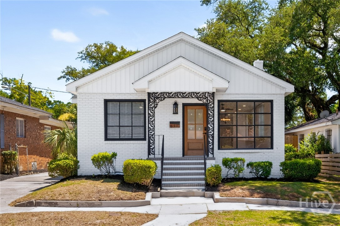 Photo 2 of Single family home for sale at 631 W 45th Street, Savannah, GA 31405 | MLS# SA359665 | Listing updated on 2026-09-15