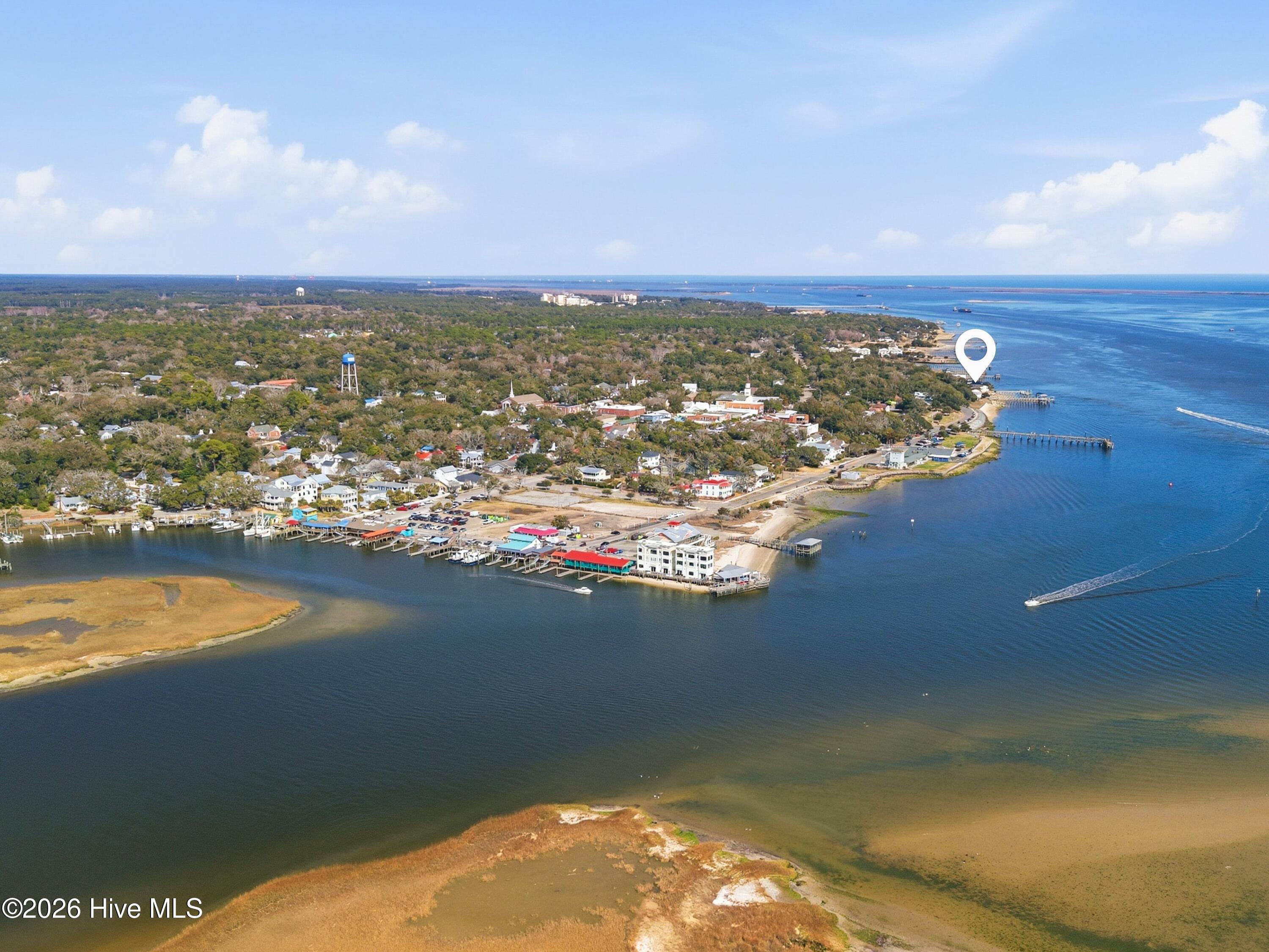 100556008 | Photo 61