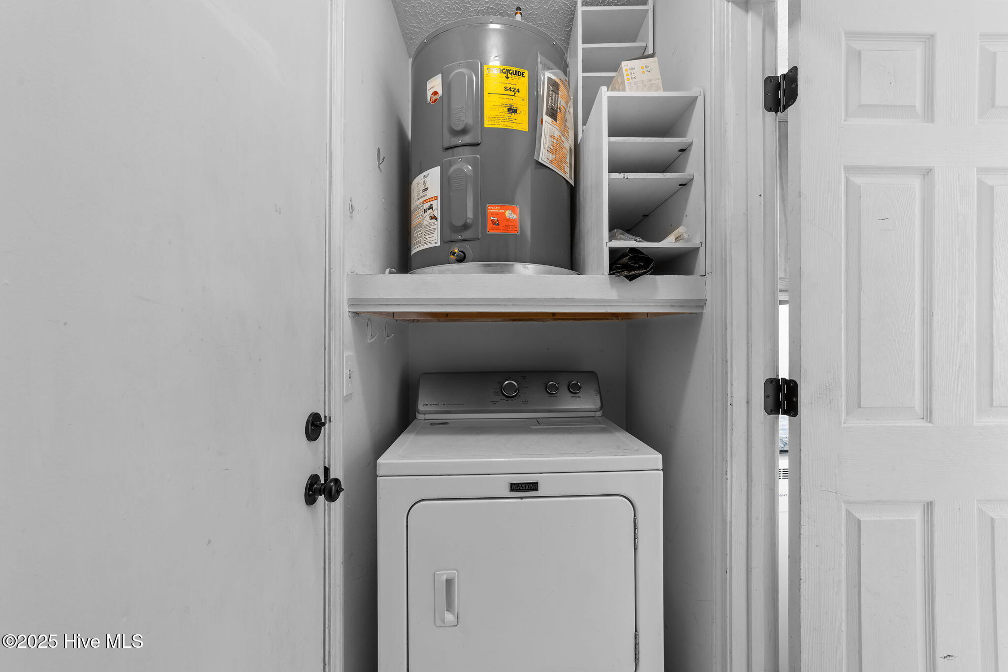 100540670 | Photo 21