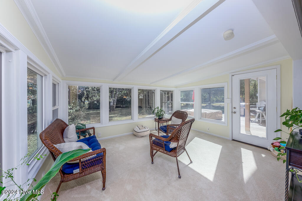 121 Harbour Drive,Hubert