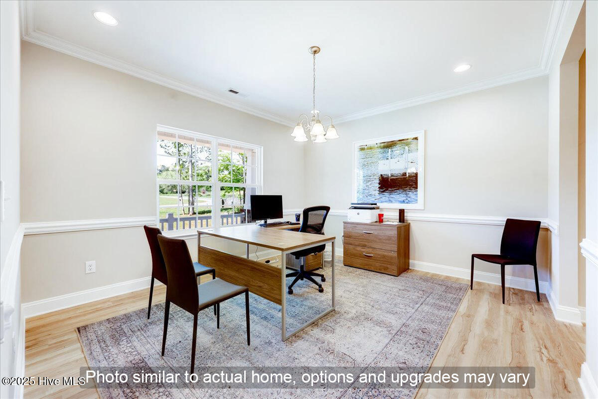 100543360 | Photo 12