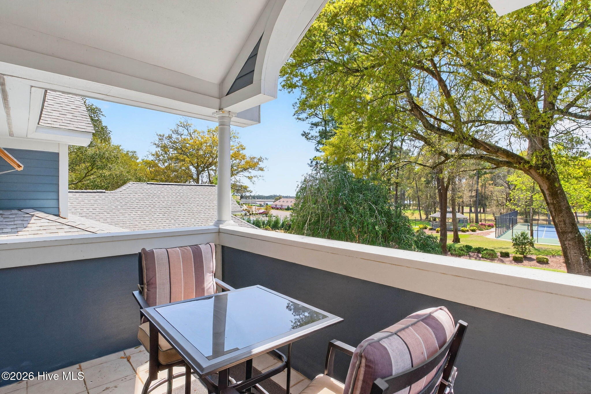 100564885 | Photo 63