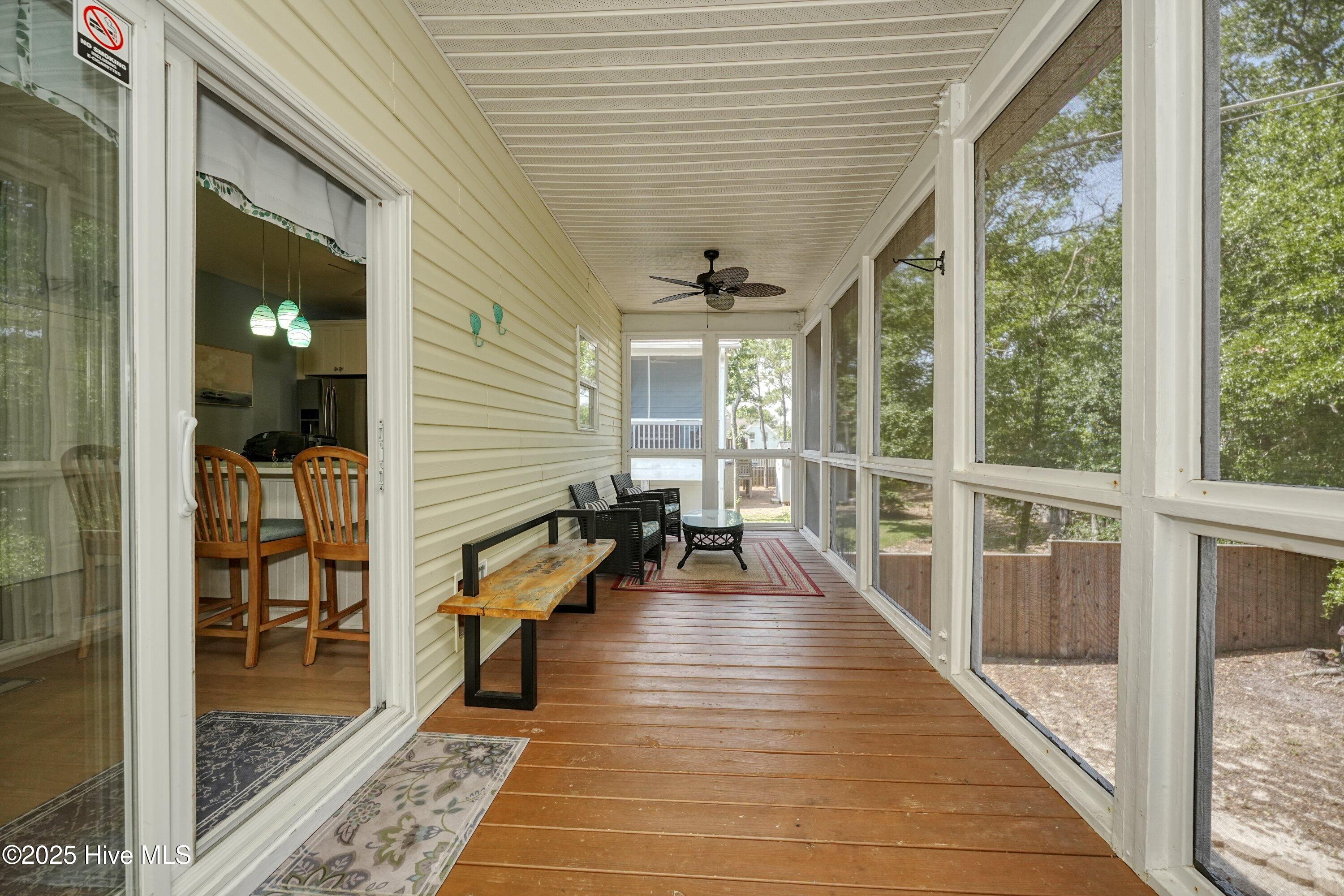 100541336 | Photo 32