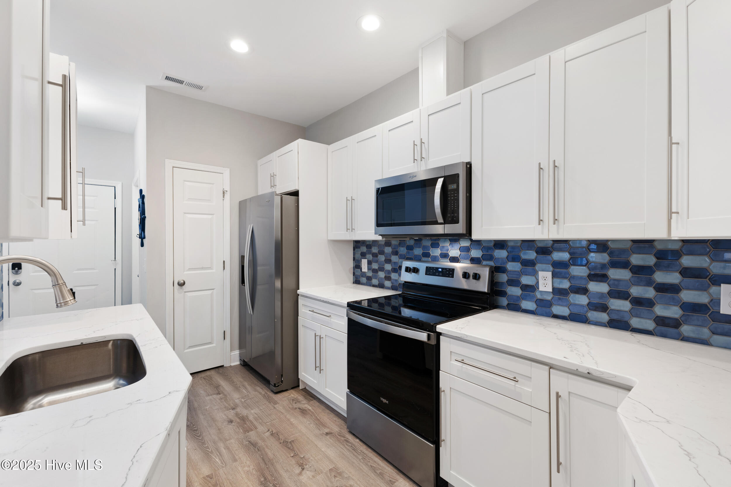 1600 Sturdivant Drive 19, Wilmington, NC 28403 – photo 17: 13_501a5722