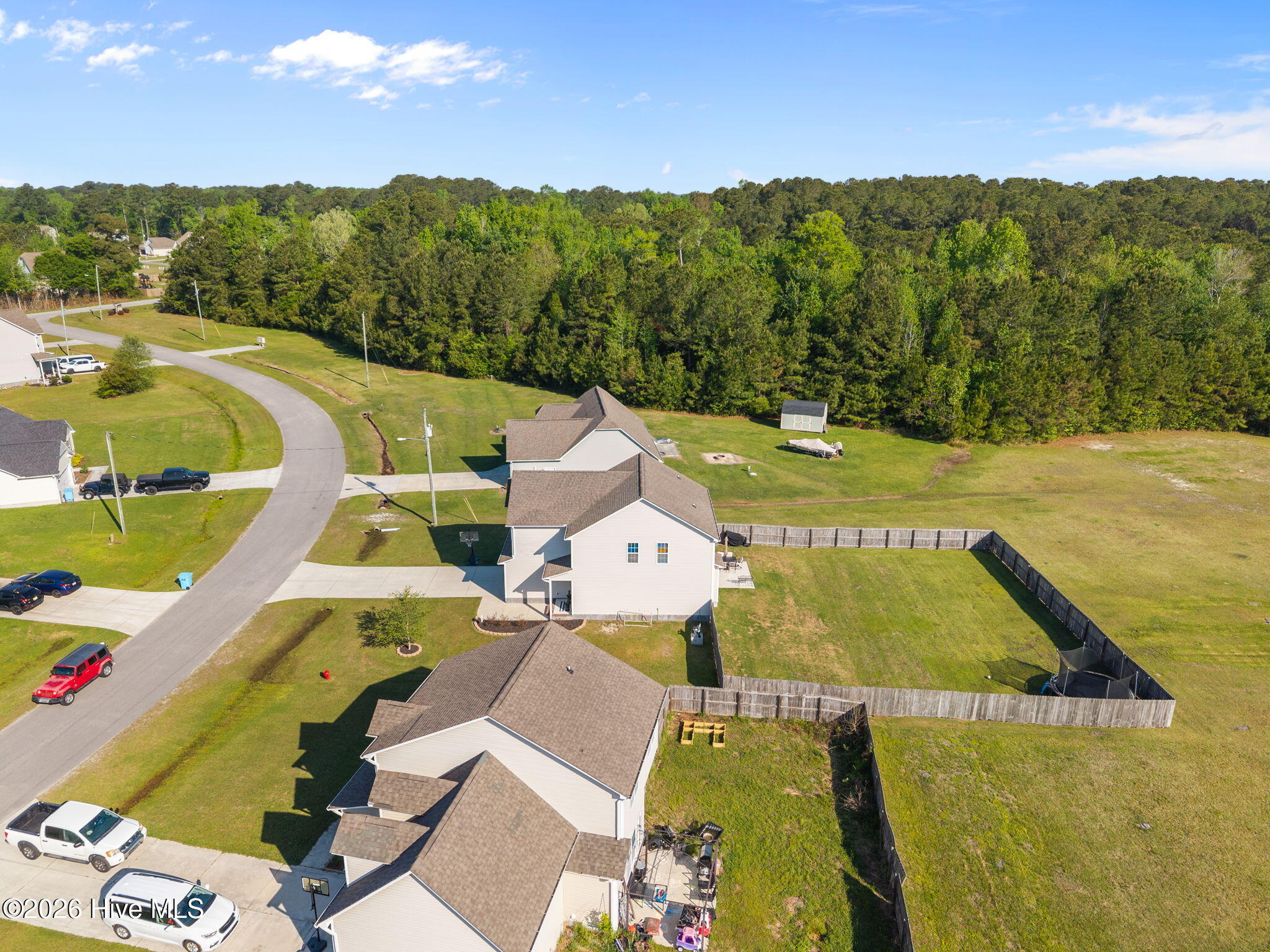 100566701 | Photo 48