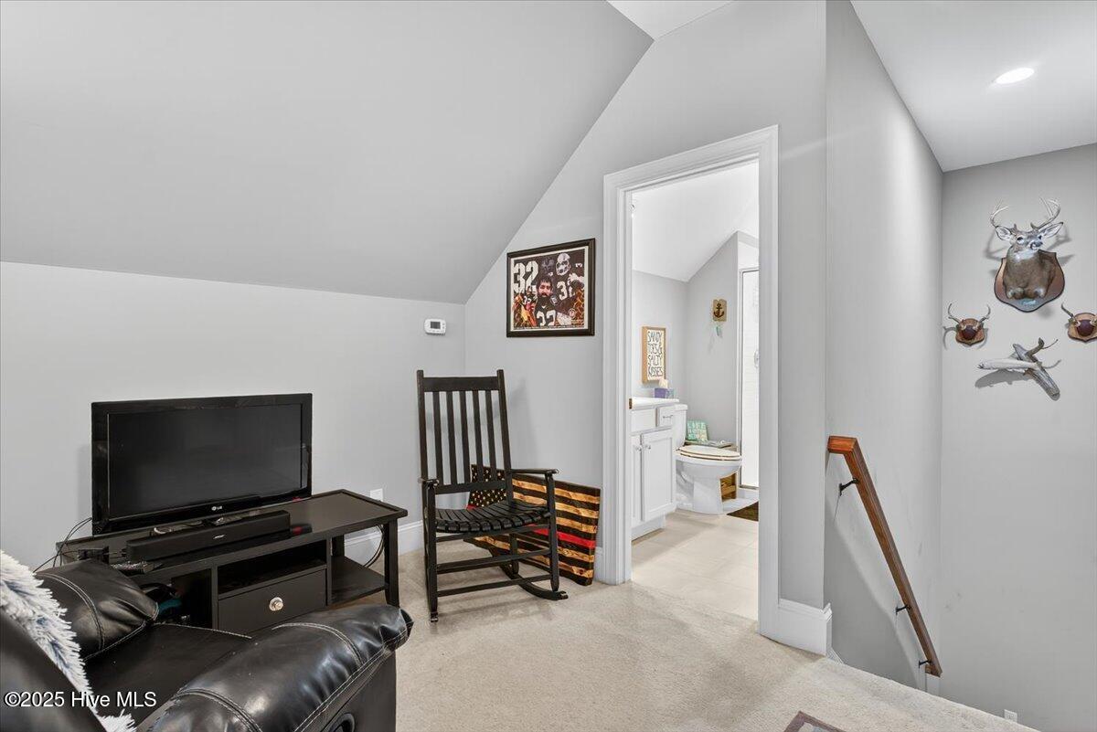 100525399 | Photo 27