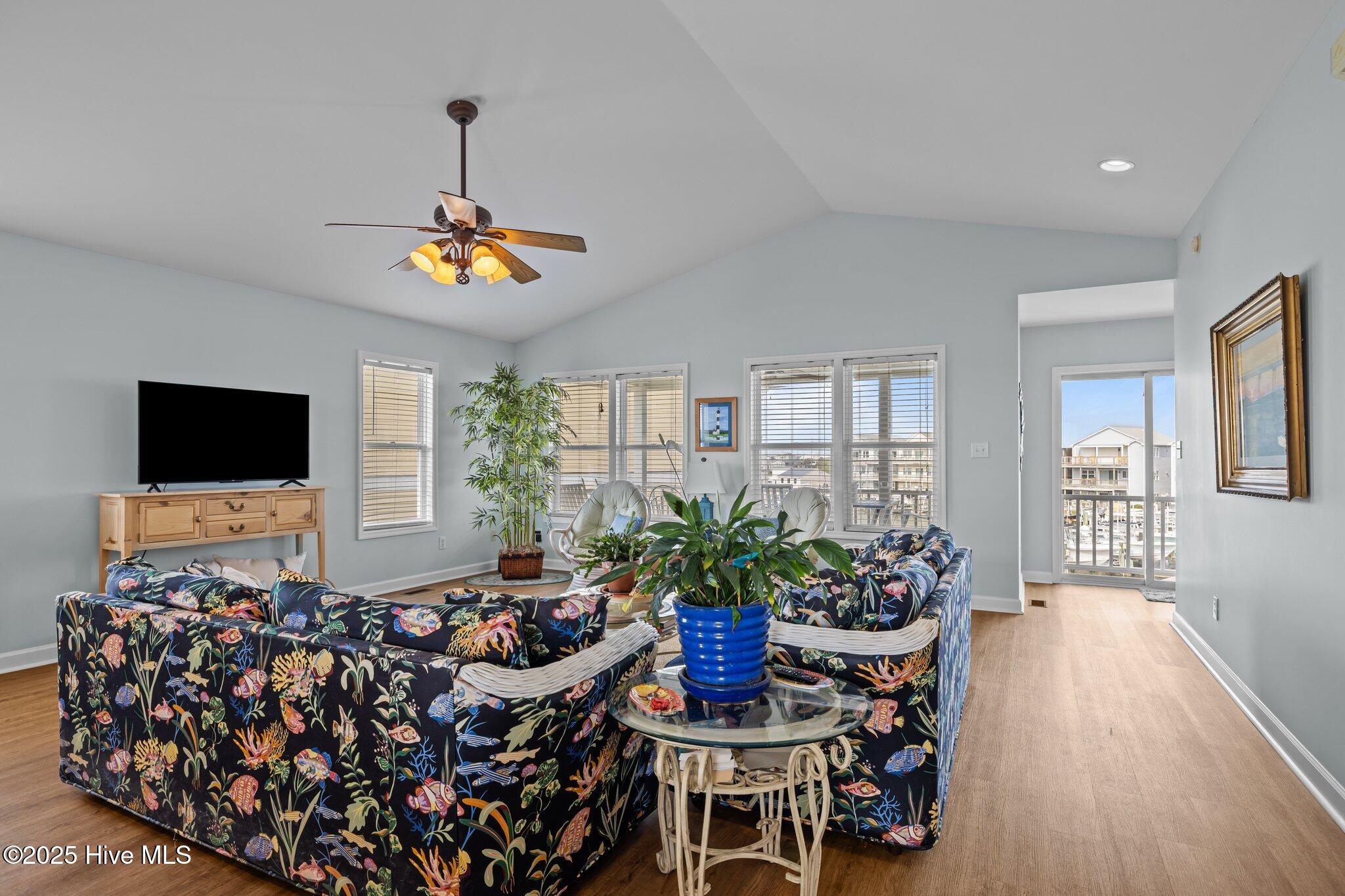108 N Kinston Avenue,Atlantic Beach