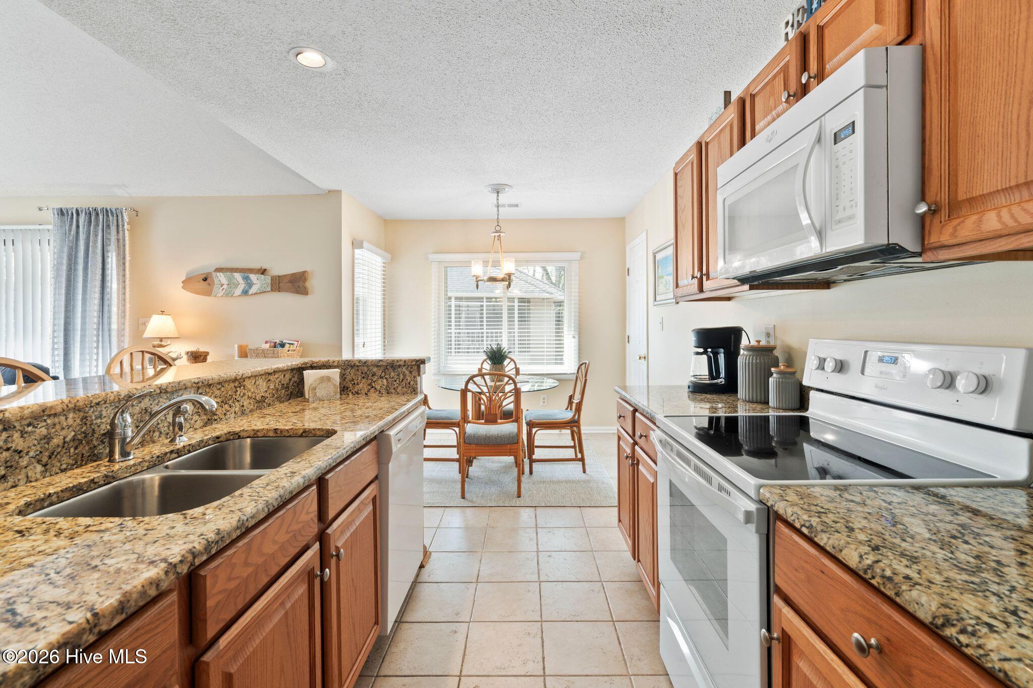 100552721 | Photo 29