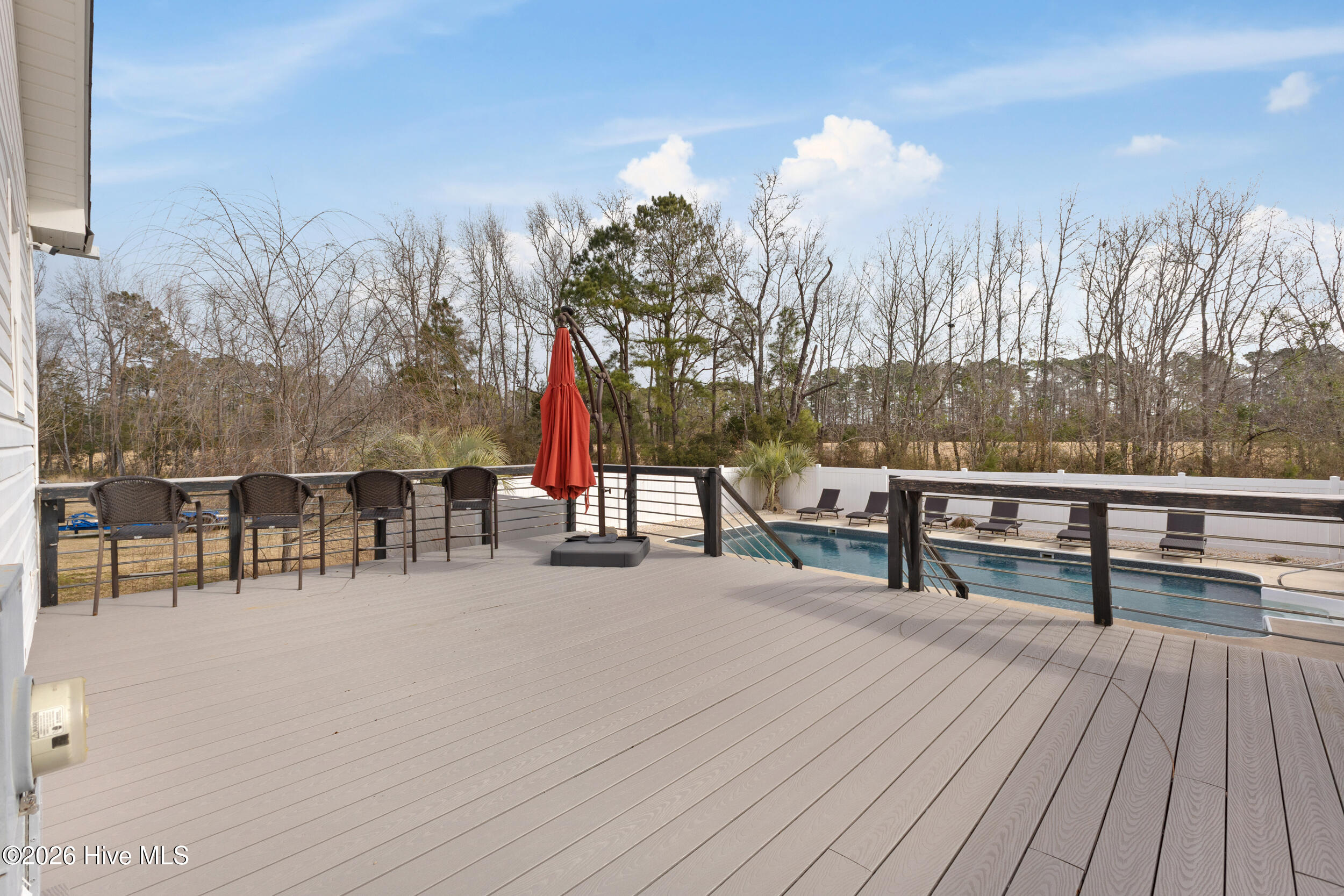 100552427 | Photo 32