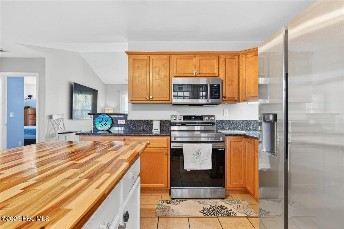 100539845 | Photo 13