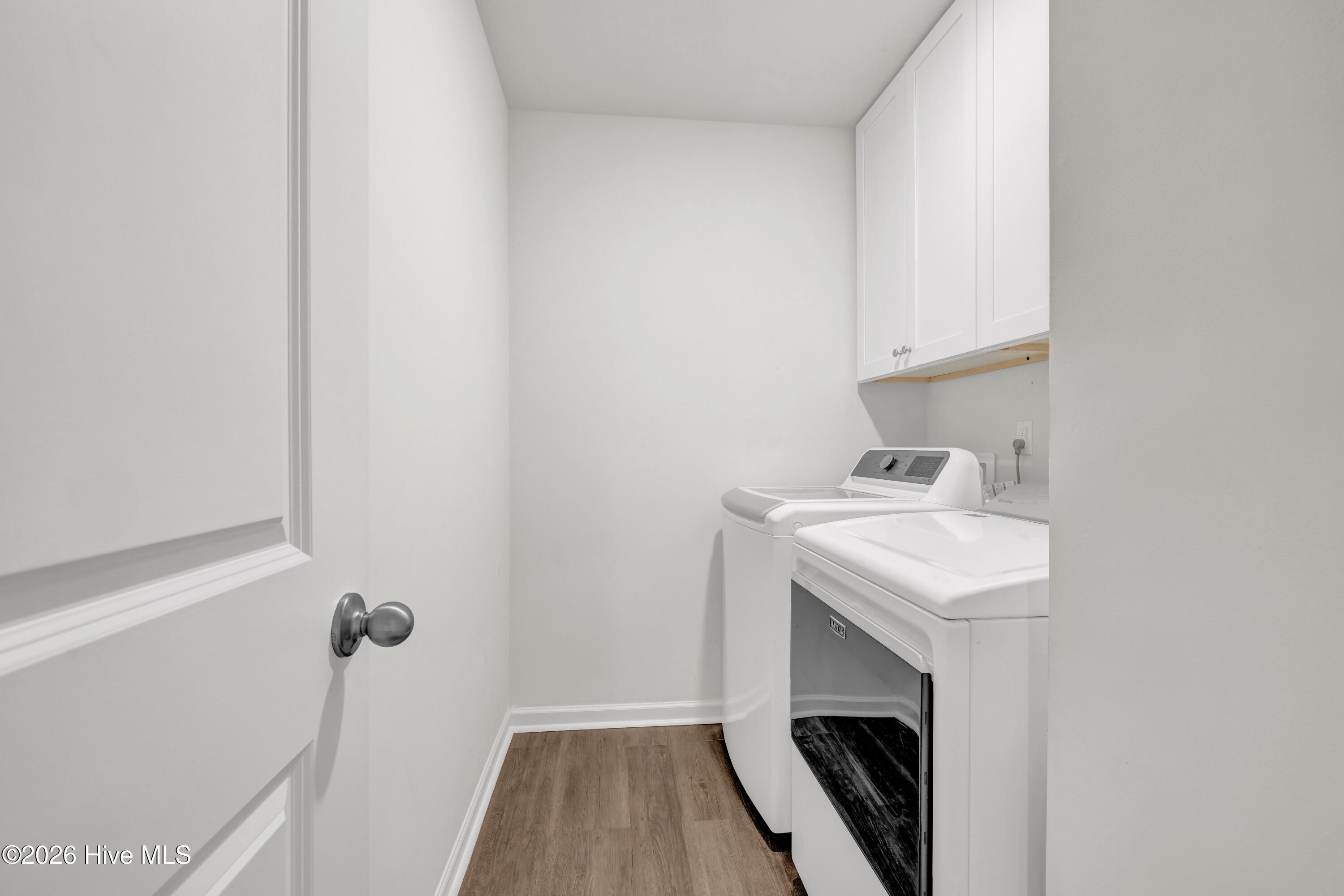 100549338 | Photo 22