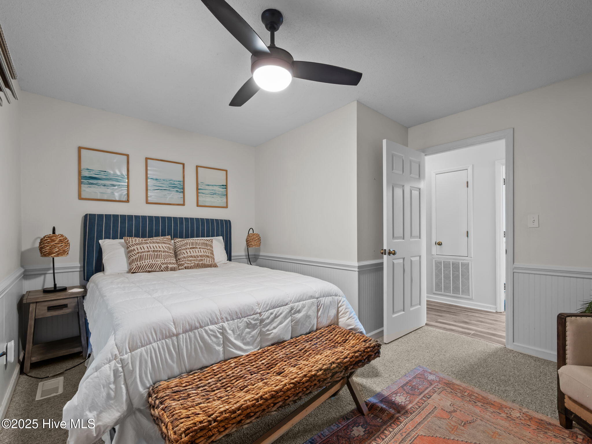 100530598 | Photo 26