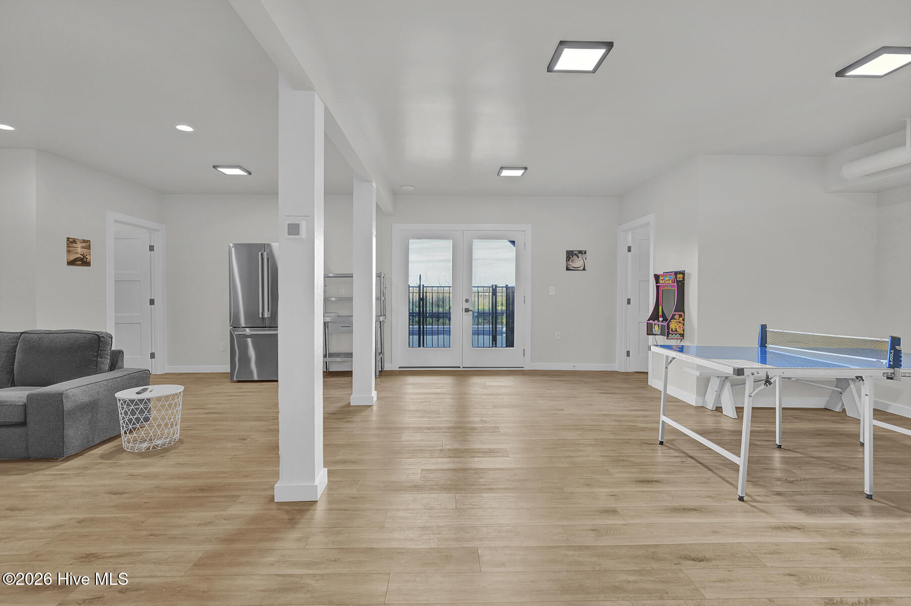 100565280 | Photo 92