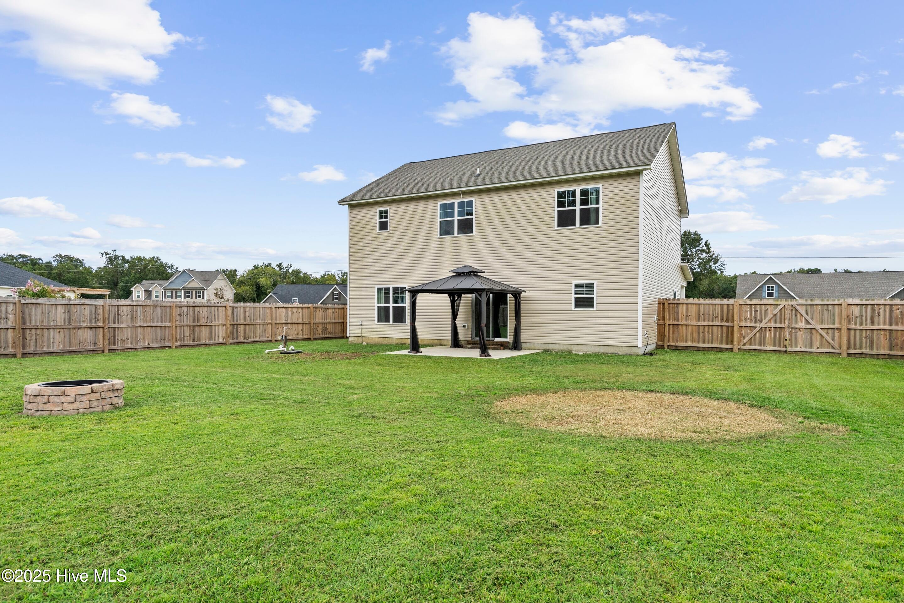 100530674 | Photo 39