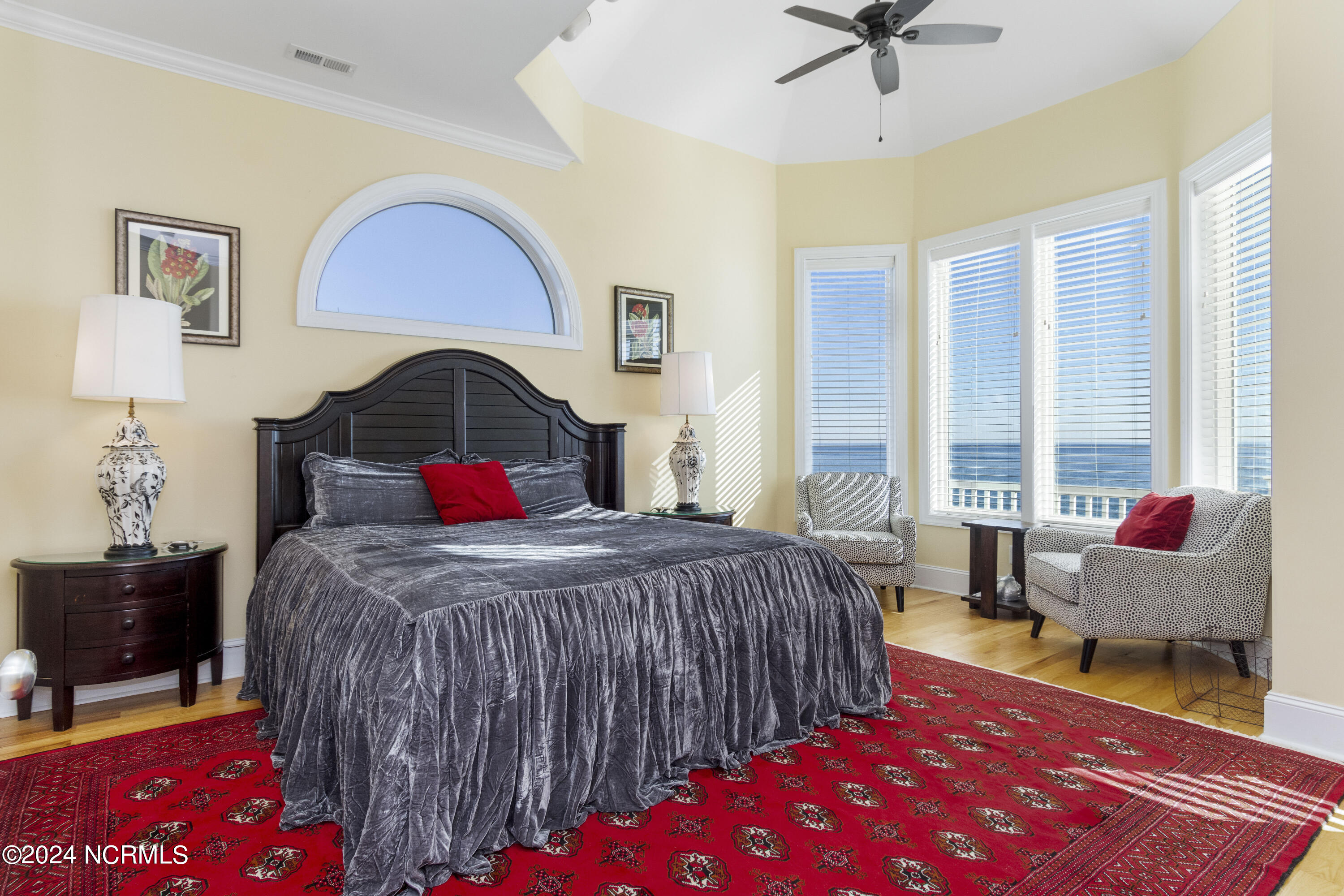 100429078 | Photo 34