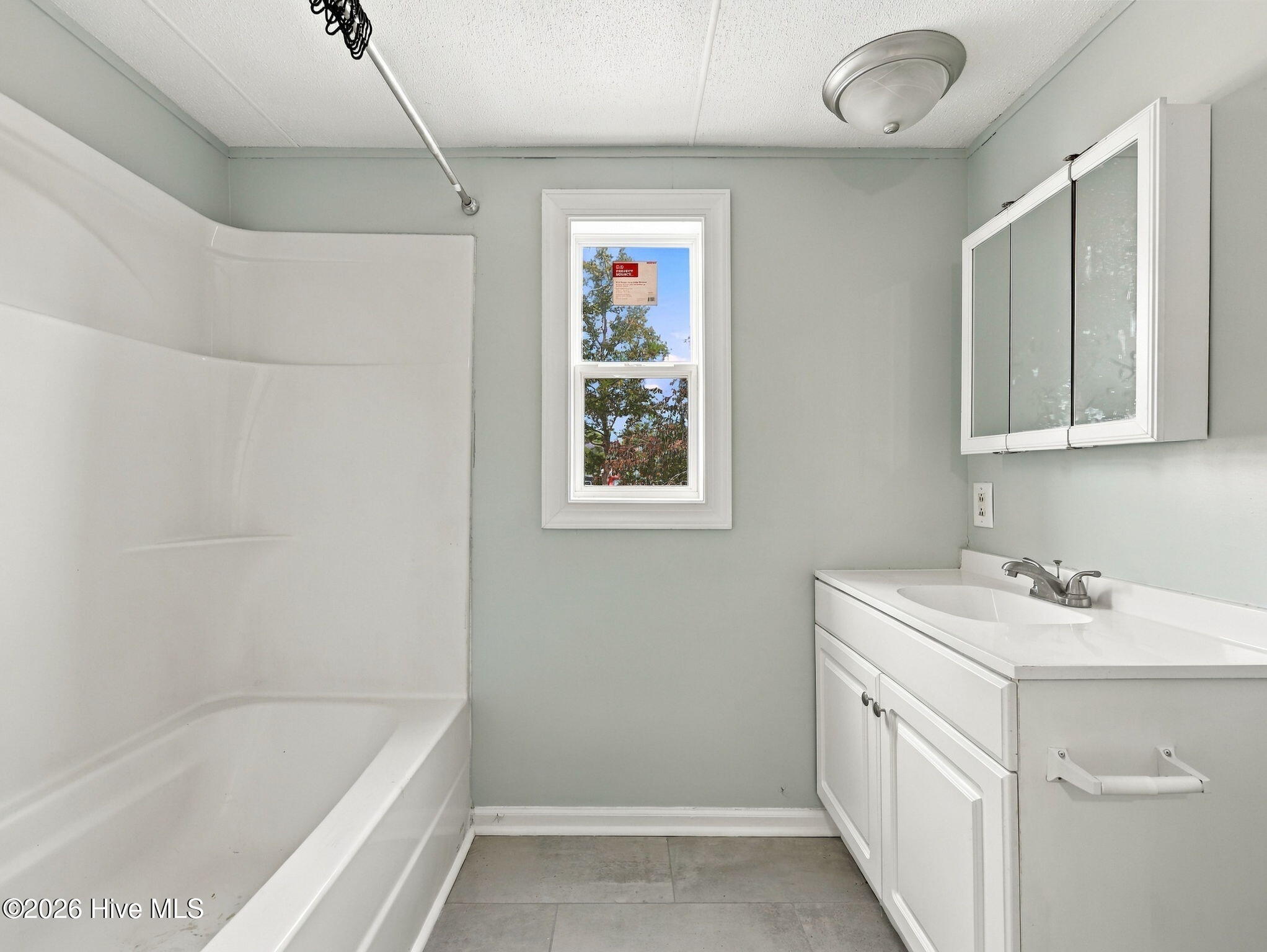 322 N Winchester Lane,Hubert