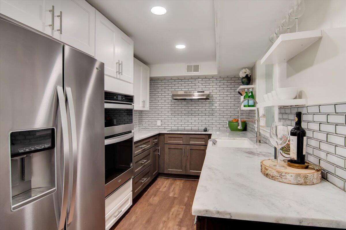 2303 Laurel Lane