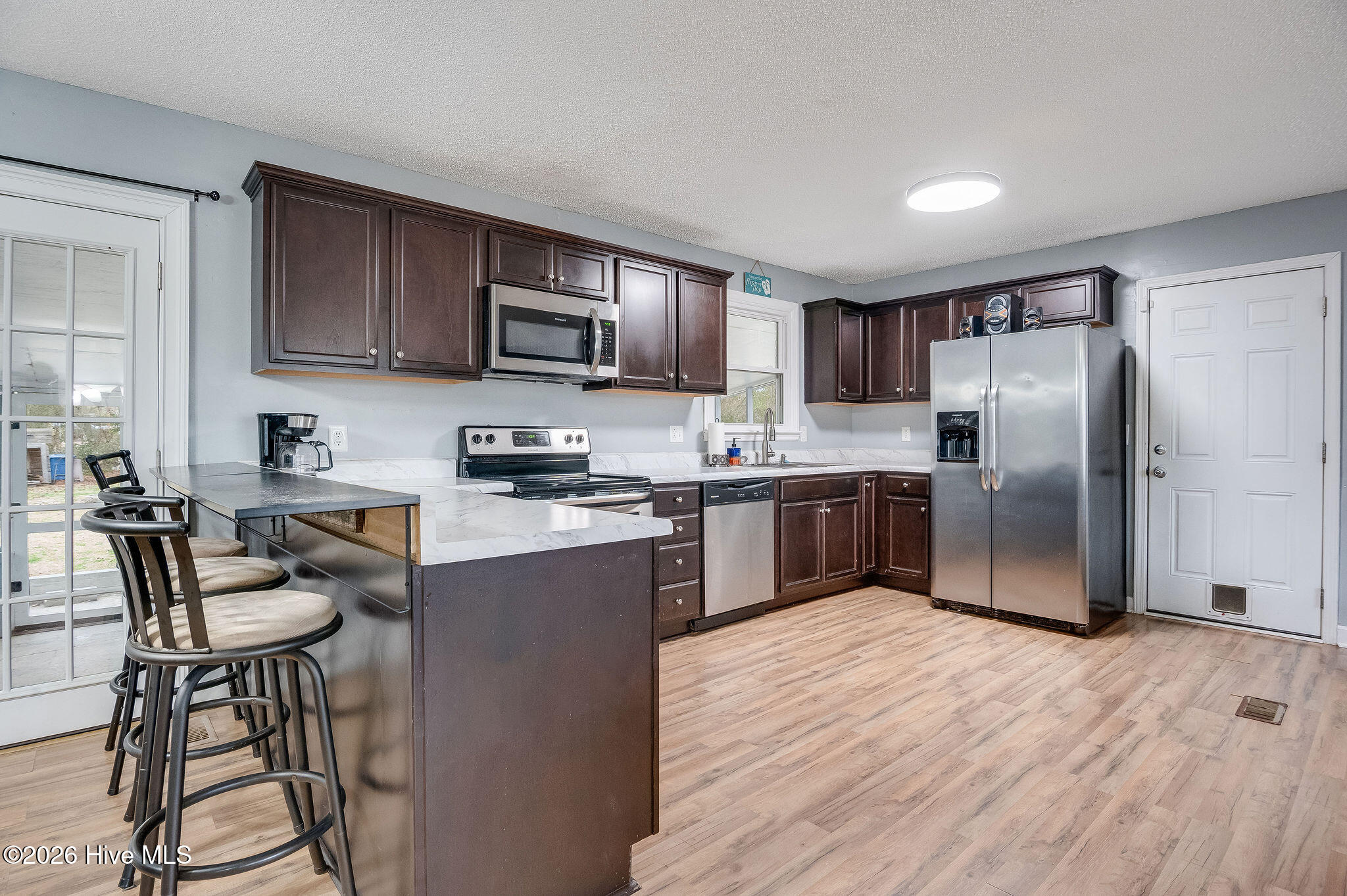 100555937 | Photo 10