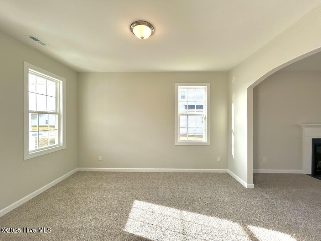 100522198 | Photo 12