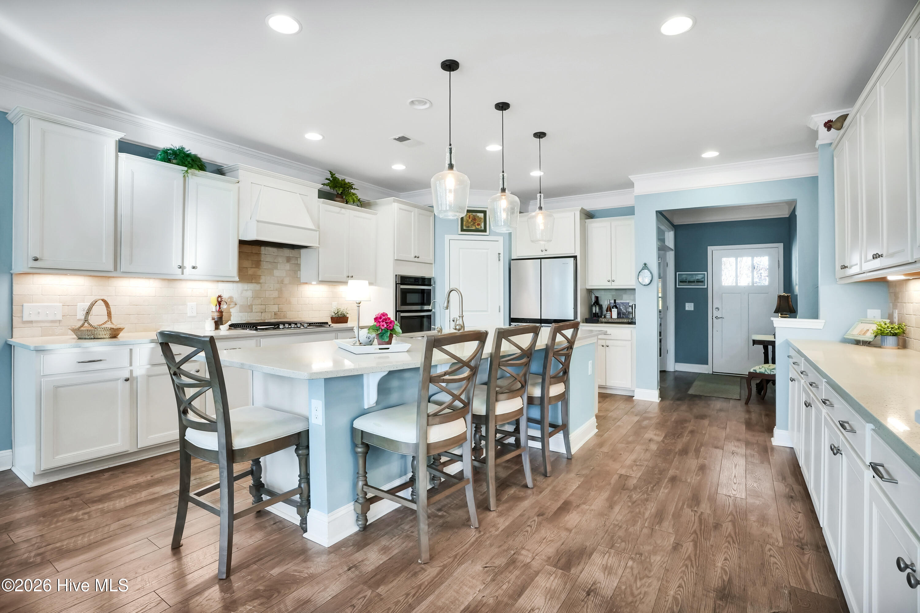 100555746 | Photo 12