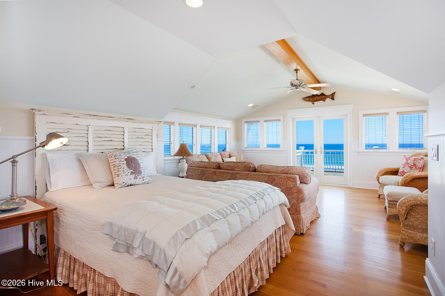 100559523 | Photo 26