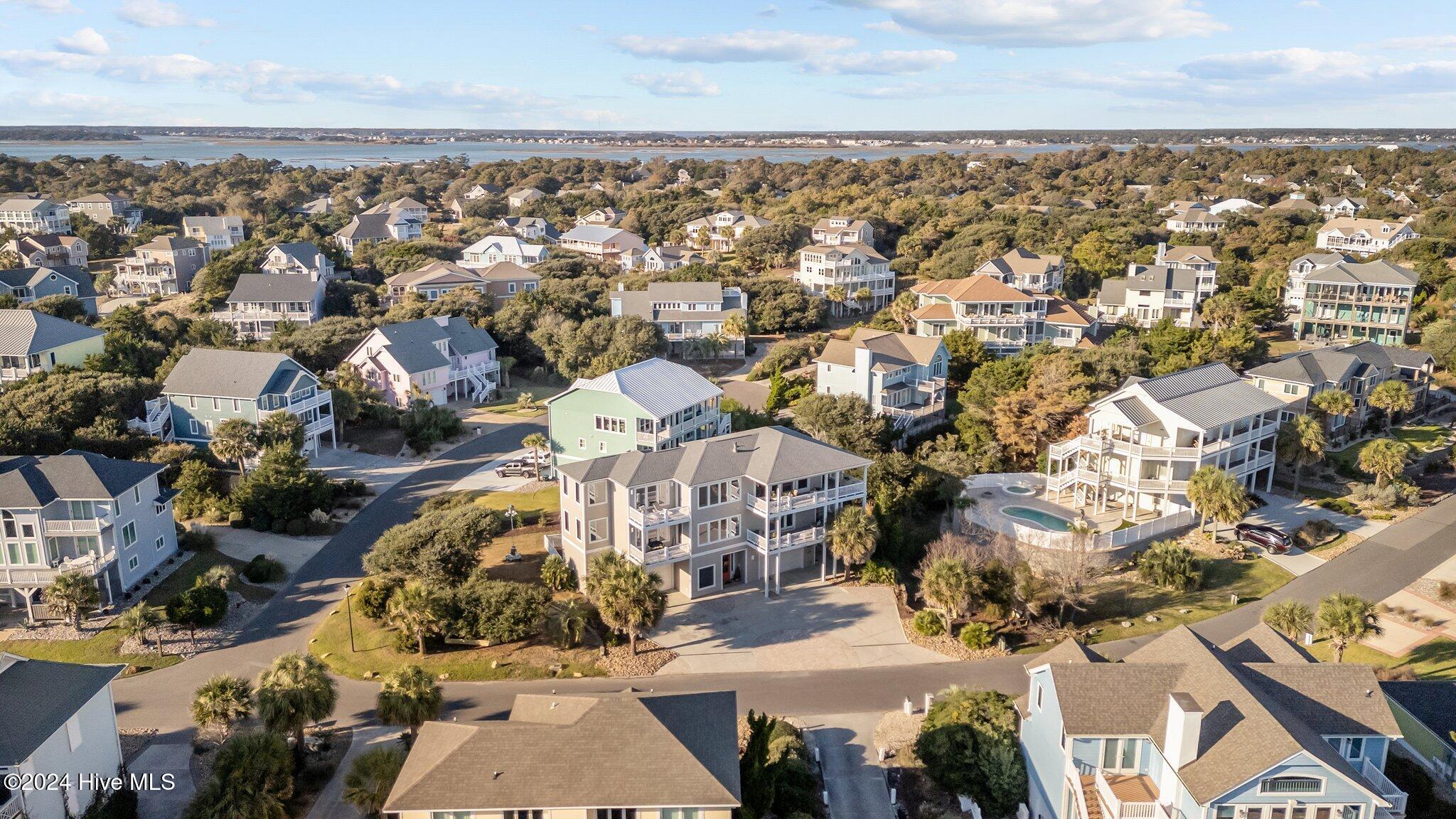 100476259 | Photo 54