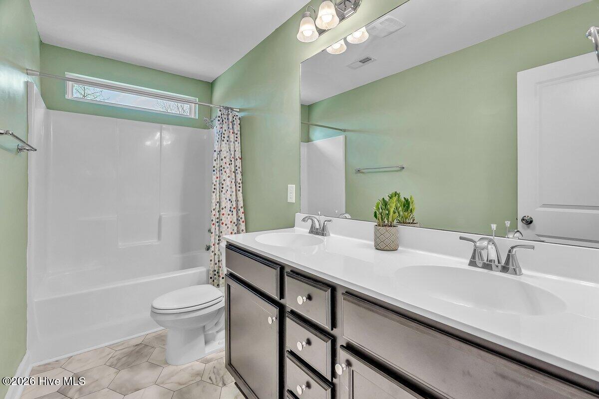 100559936 | Photo 28