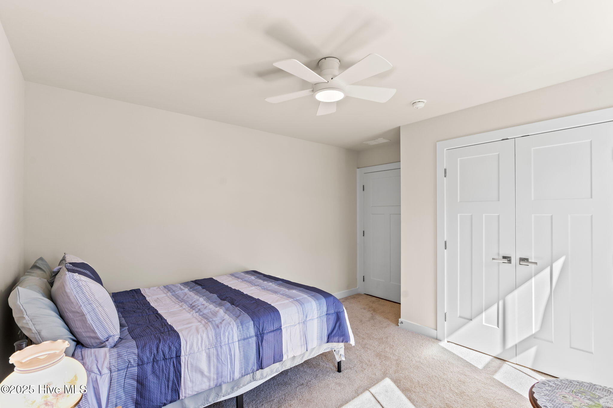 100537492 | Photo 18