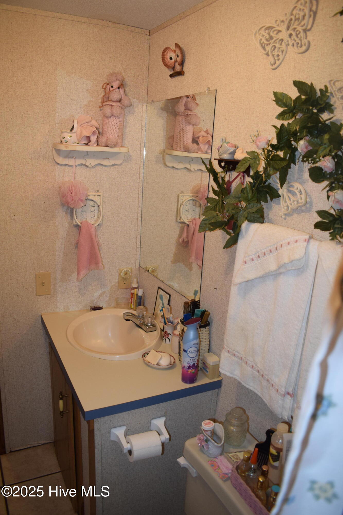 100560485 | Photo 27