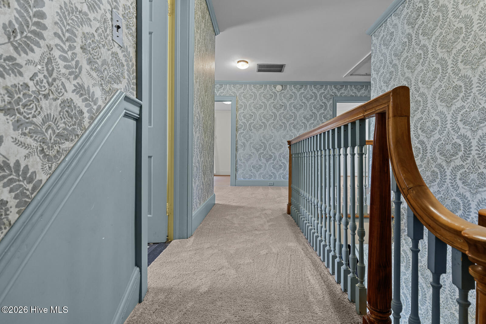 100557416 | Photo 49