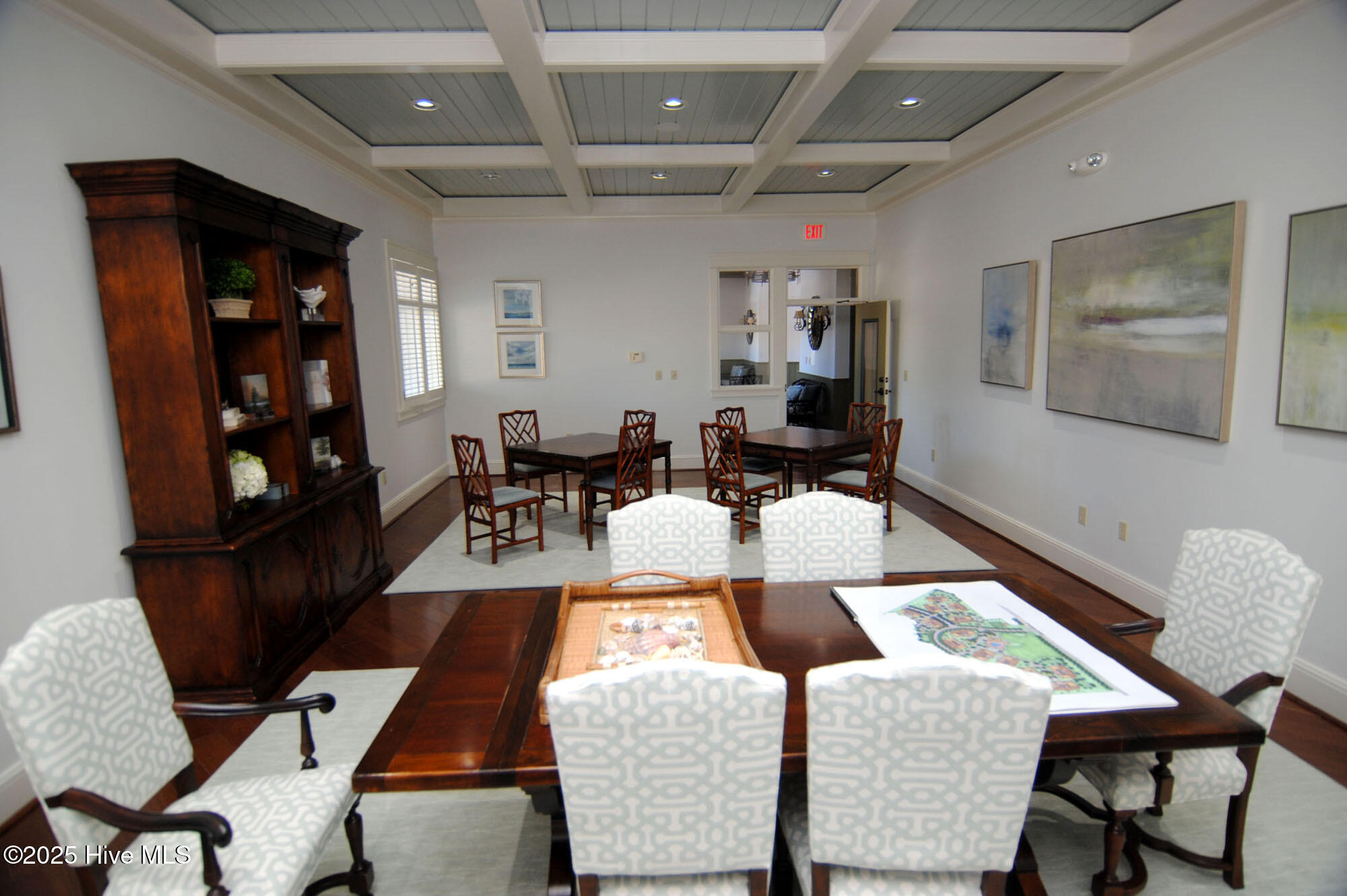 100536723 | Photo 55