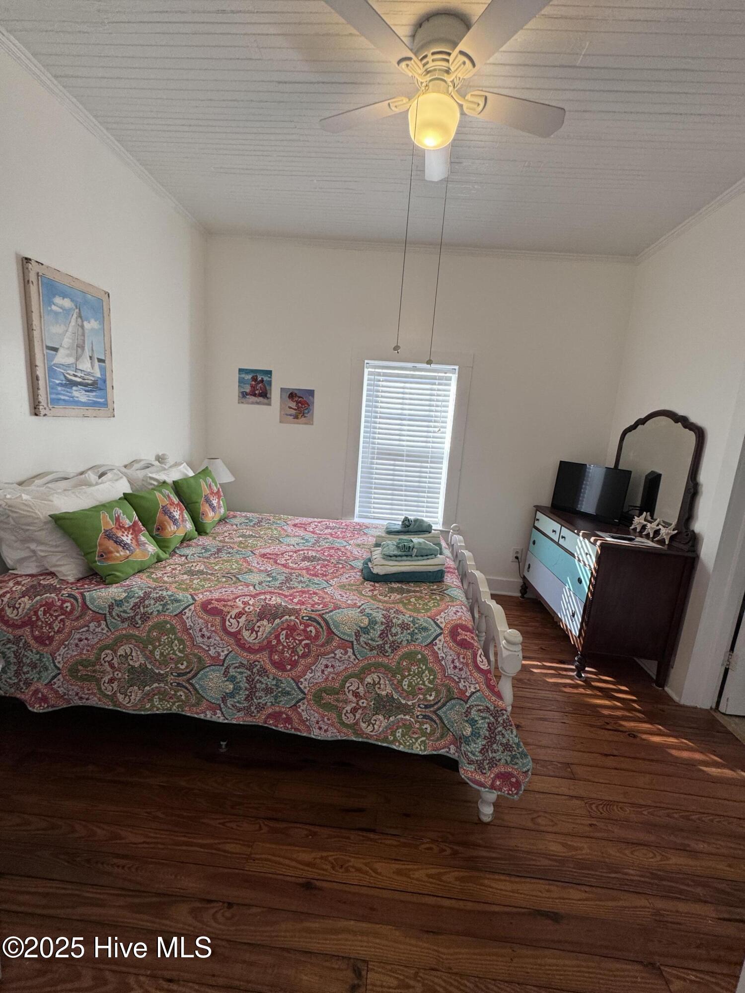 100555543 | Photo 11