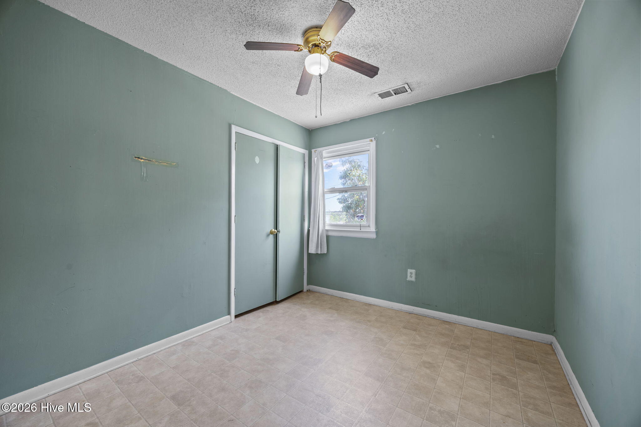 2501 Avery Street,Morehead City