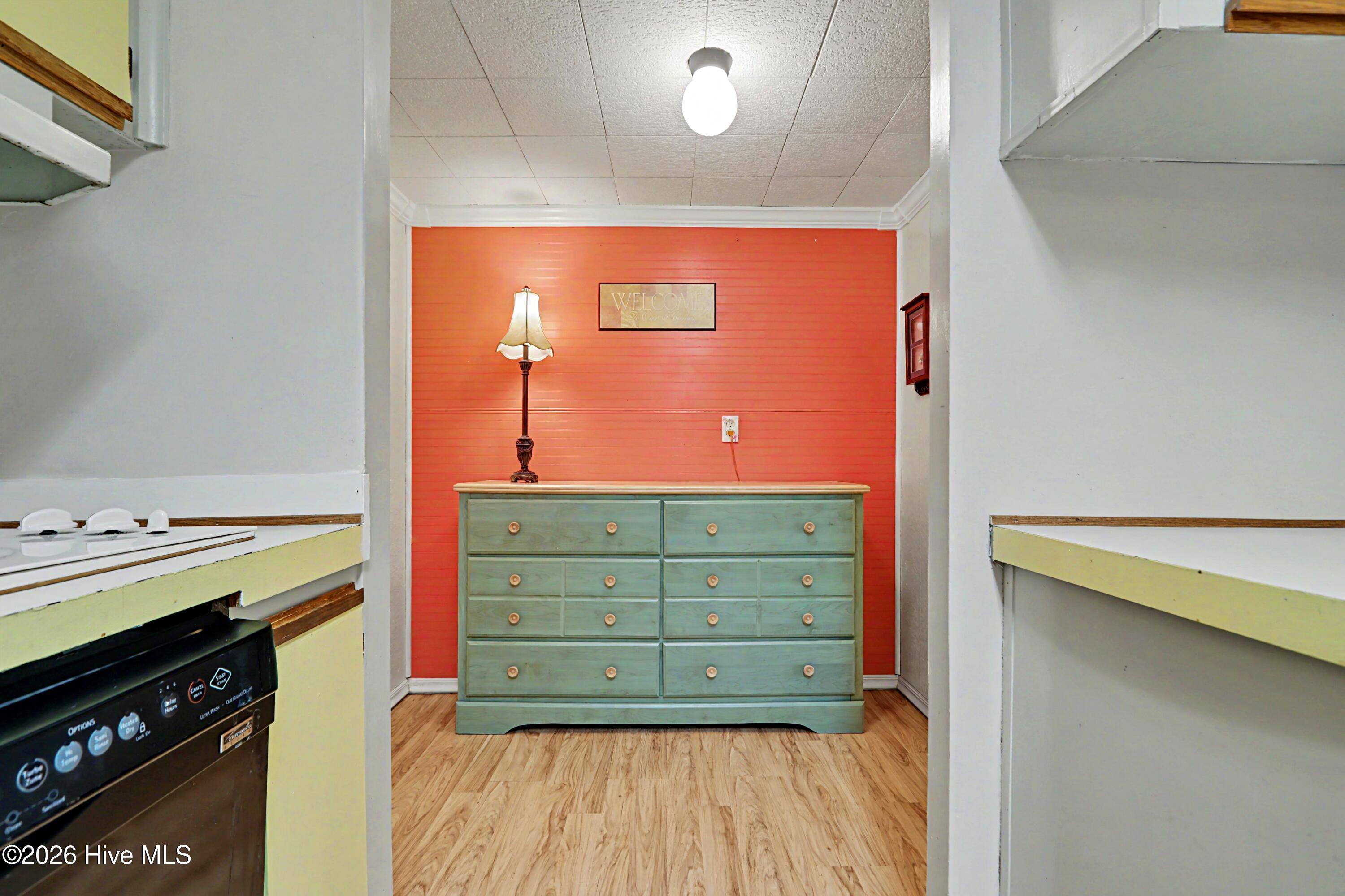 100562538 | Photo 13