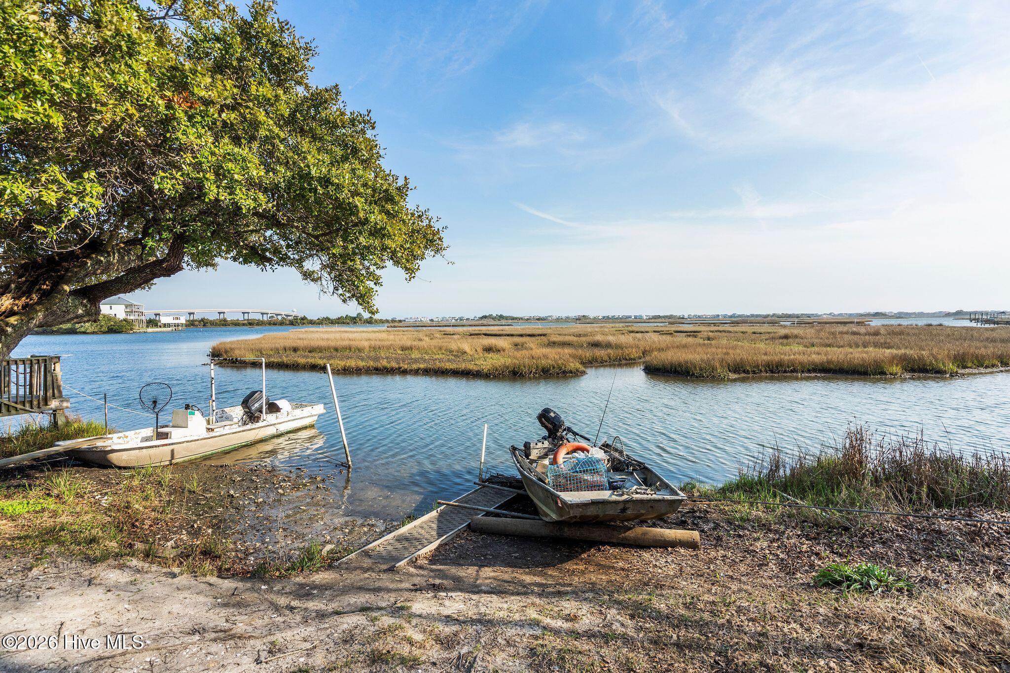 100560101 | Photo 25