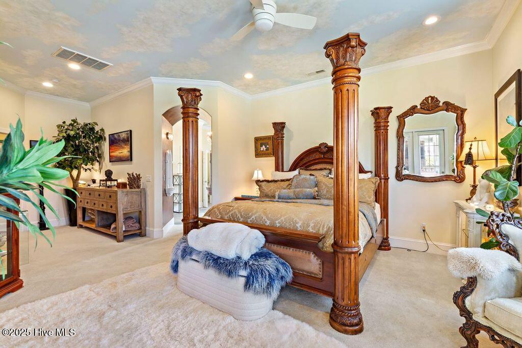 100547367 | Photo 22