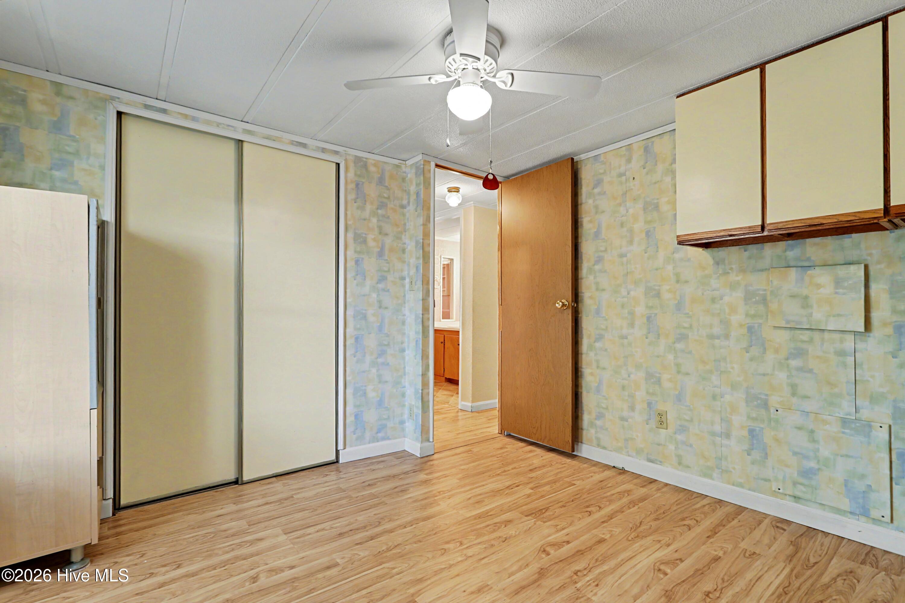 100562538 | Photo 28