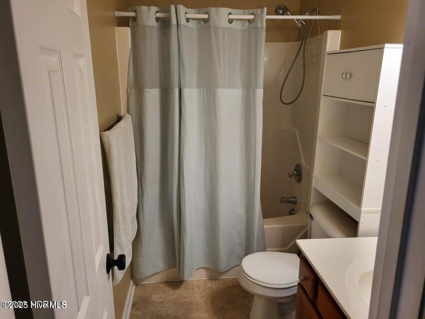 100543882 | Photo 31