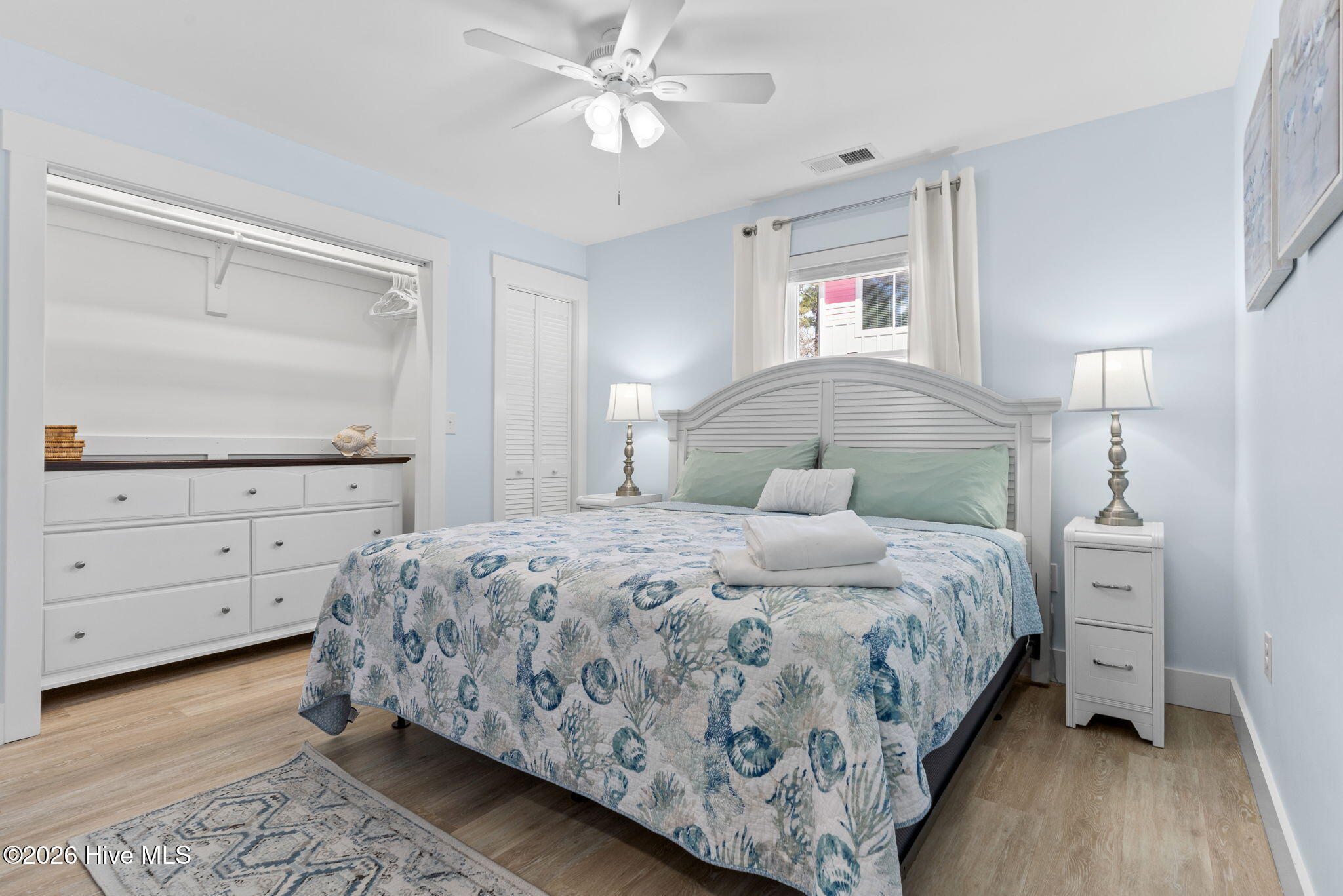 100562646 | Photo 20