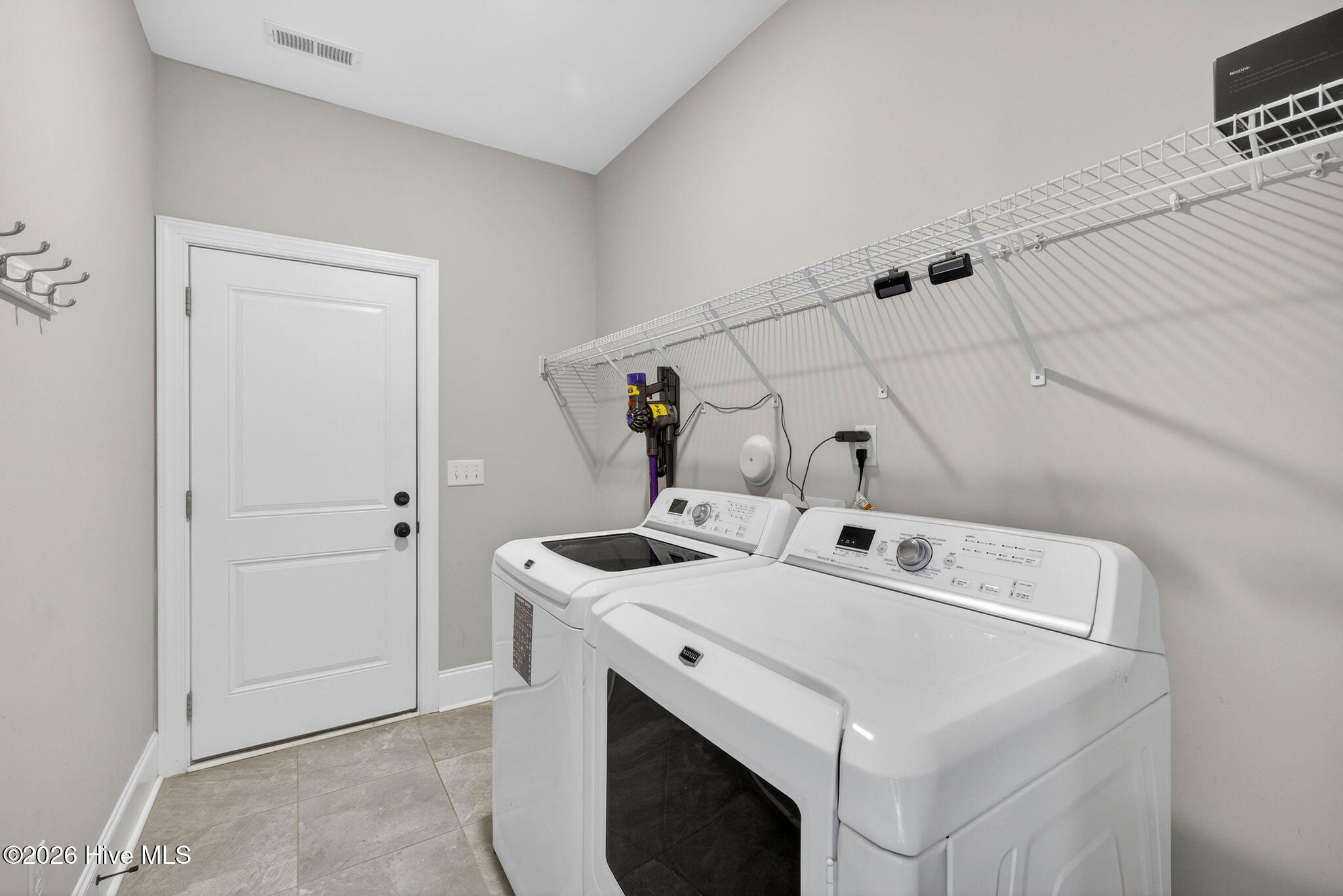 100567052 | Photo 20